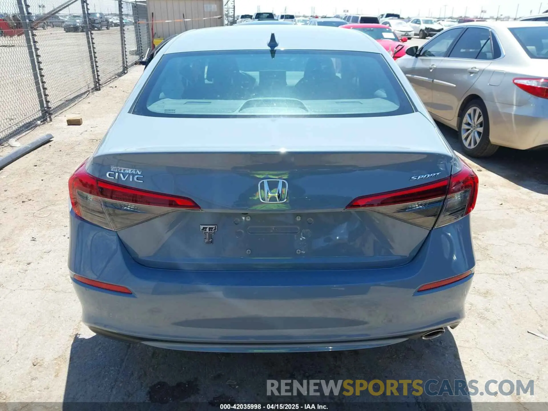 16 Photograph of a damaged car 2HGFE2F57RH526680 HONDA CIVIC 2024