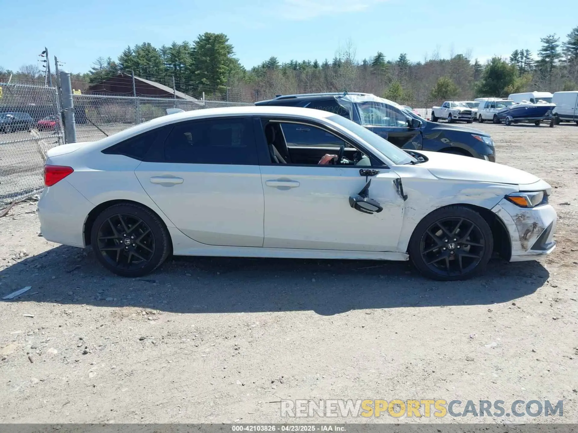 13 Photograph of a damaged car 2HGFE2F57RH532687 HONDA CIVIC 2024