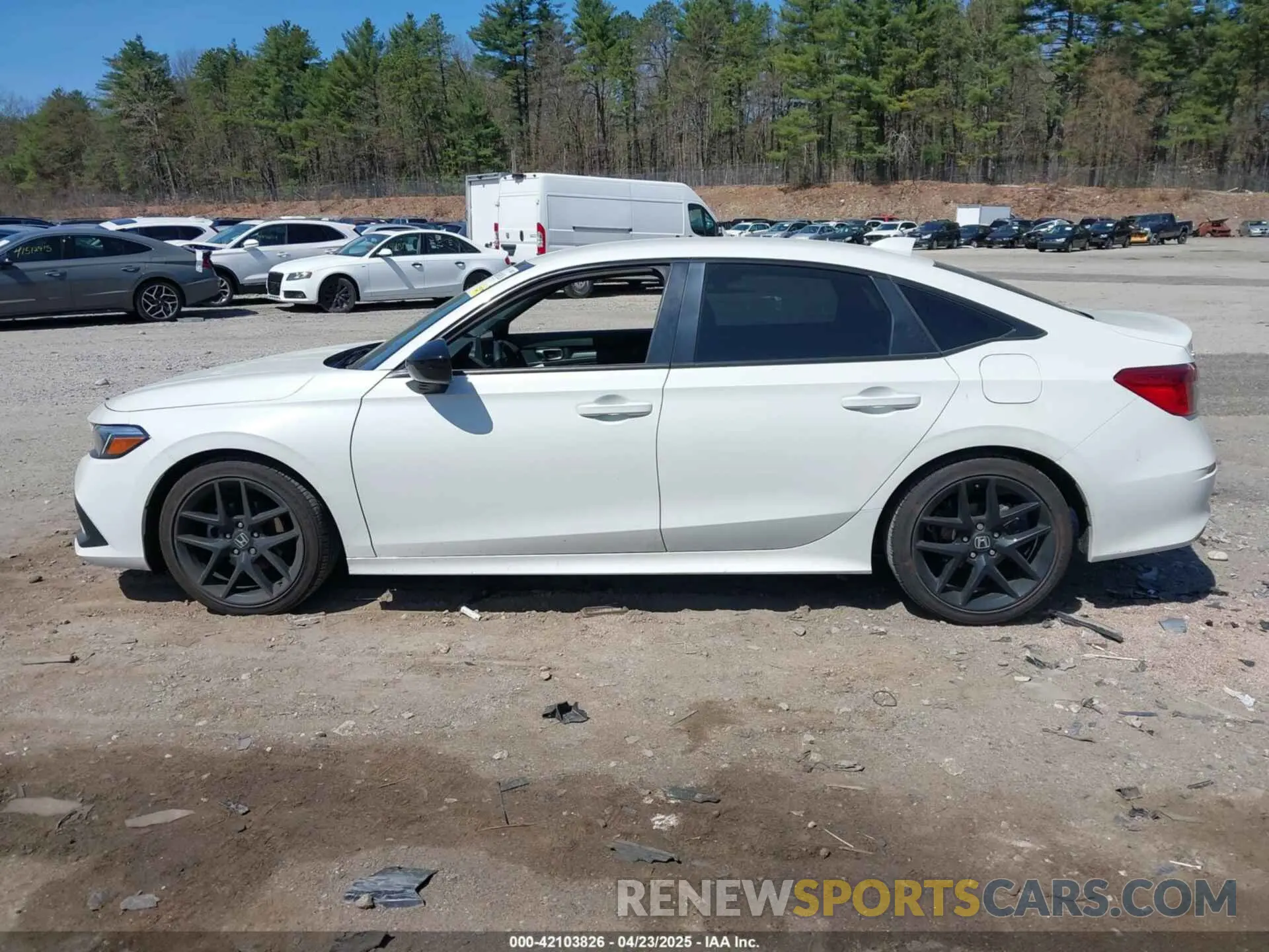 14 Photograph of a damaged car 2HGFE2F57RH532687 HONDA CIVIC 2024