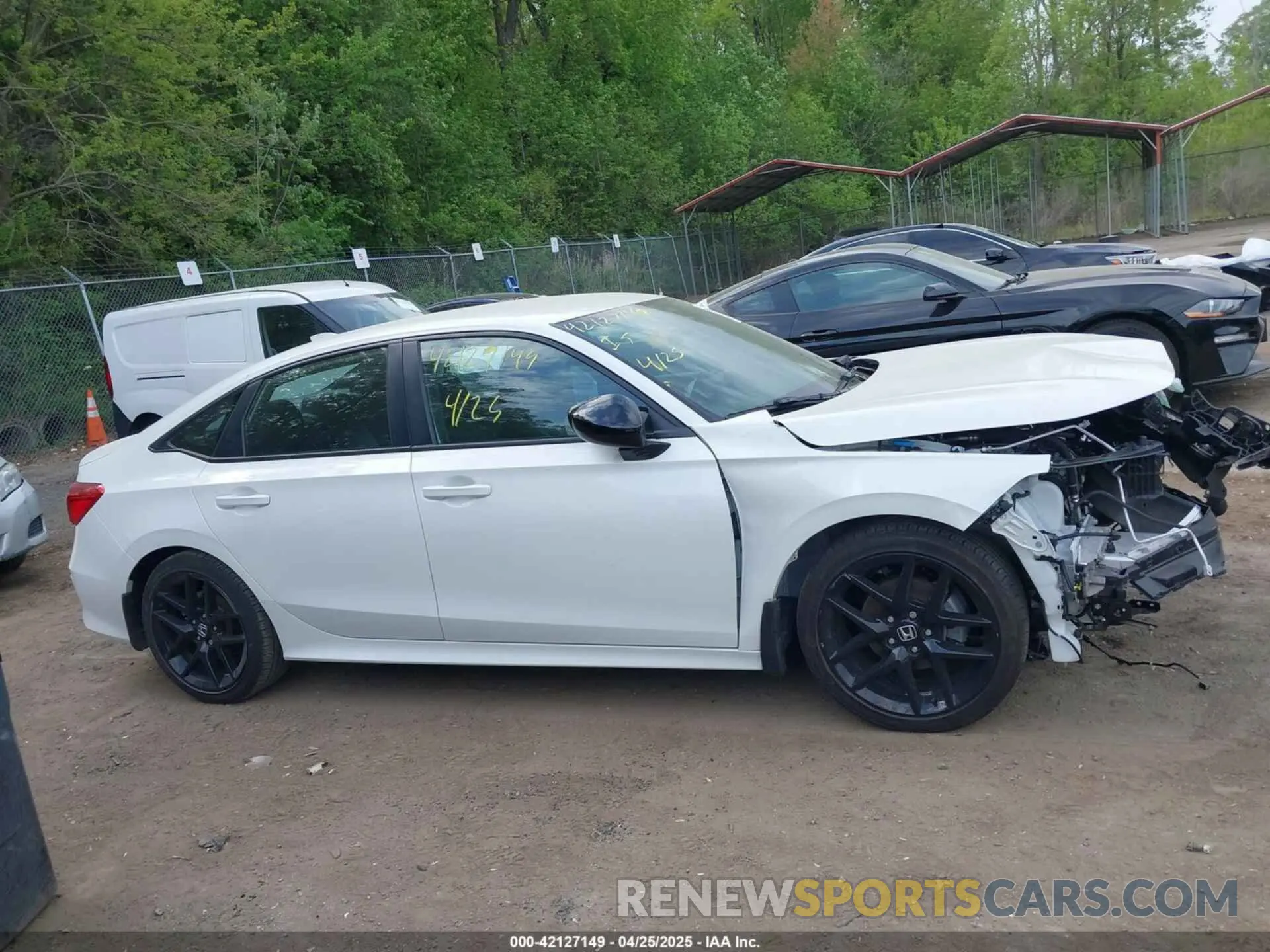 13 Photograph of a damaged car 2HGFE2F57RH535640 HONDA CIVIC 2024