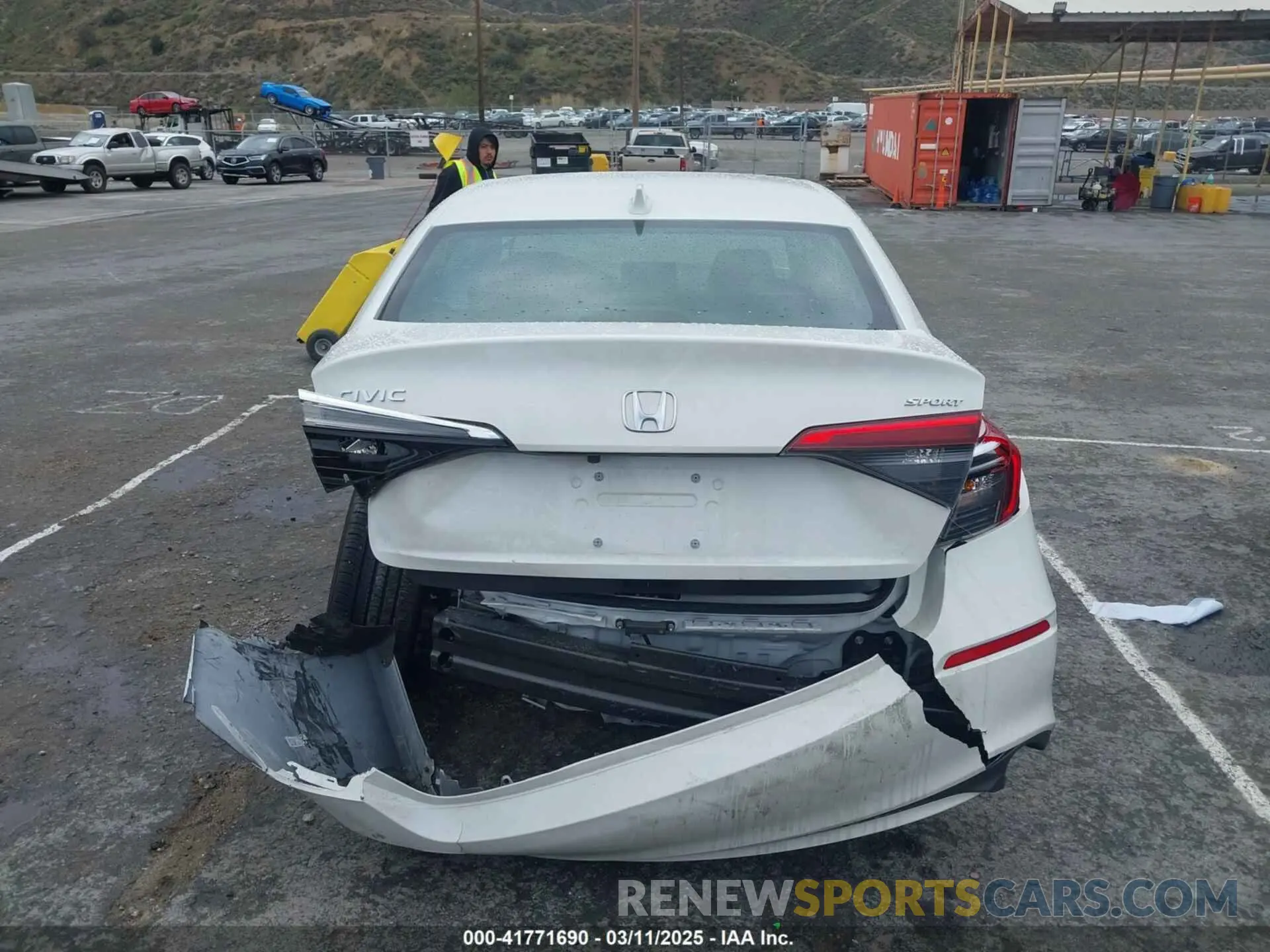 16 Photograph of a damaged car 2HGFE2F57RH546895 HONDA CIVIC 2024