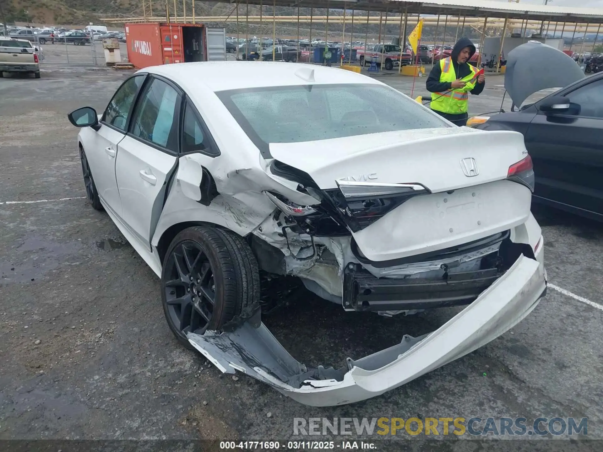 3 Photograph of a damaged car 2HGFE2F57RH546895 HONDA CIVIC 2024