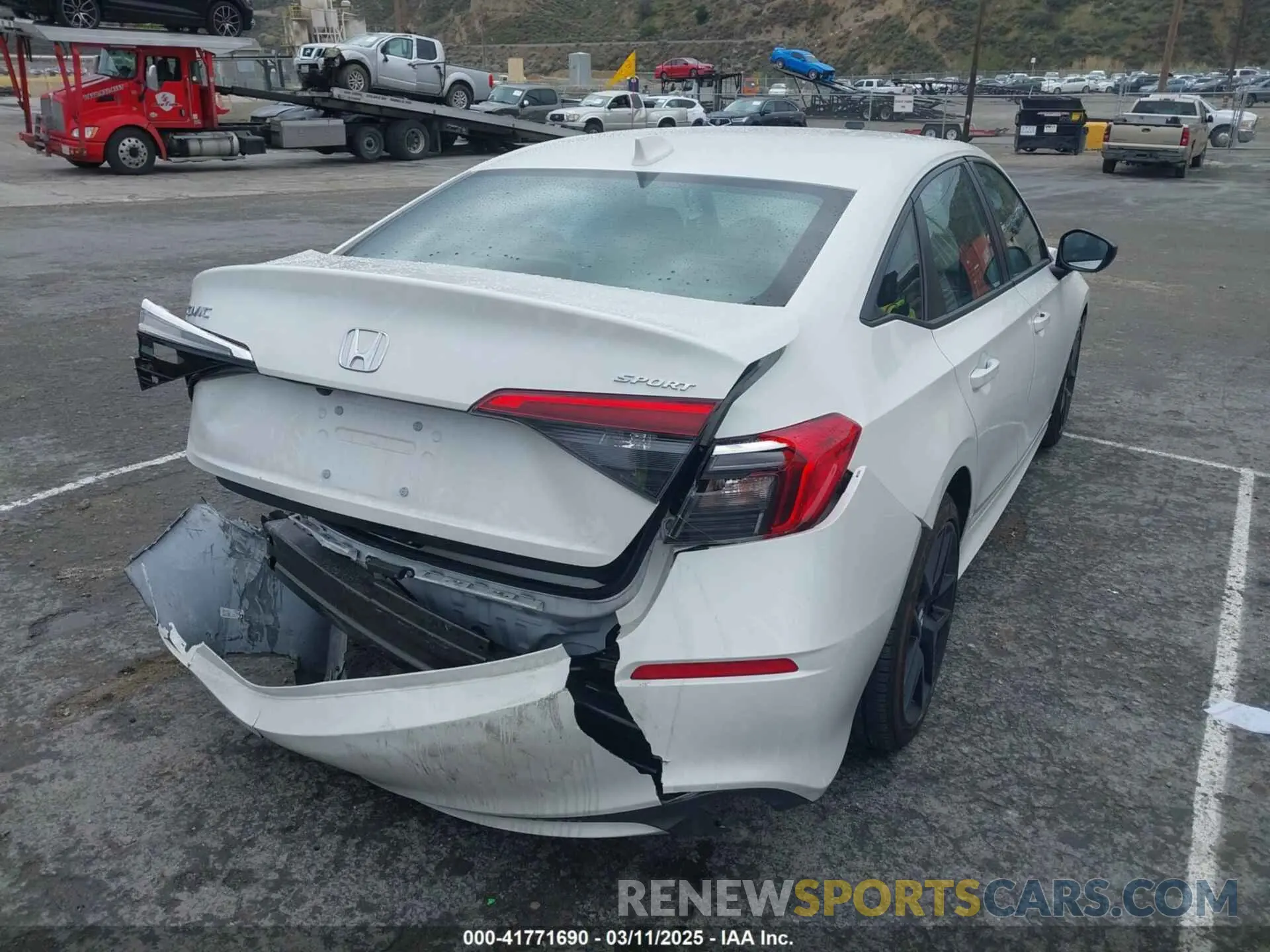 4 Photograph of a damaged car 2HGFE2F57RH546895 HONDA CIVIC 2024