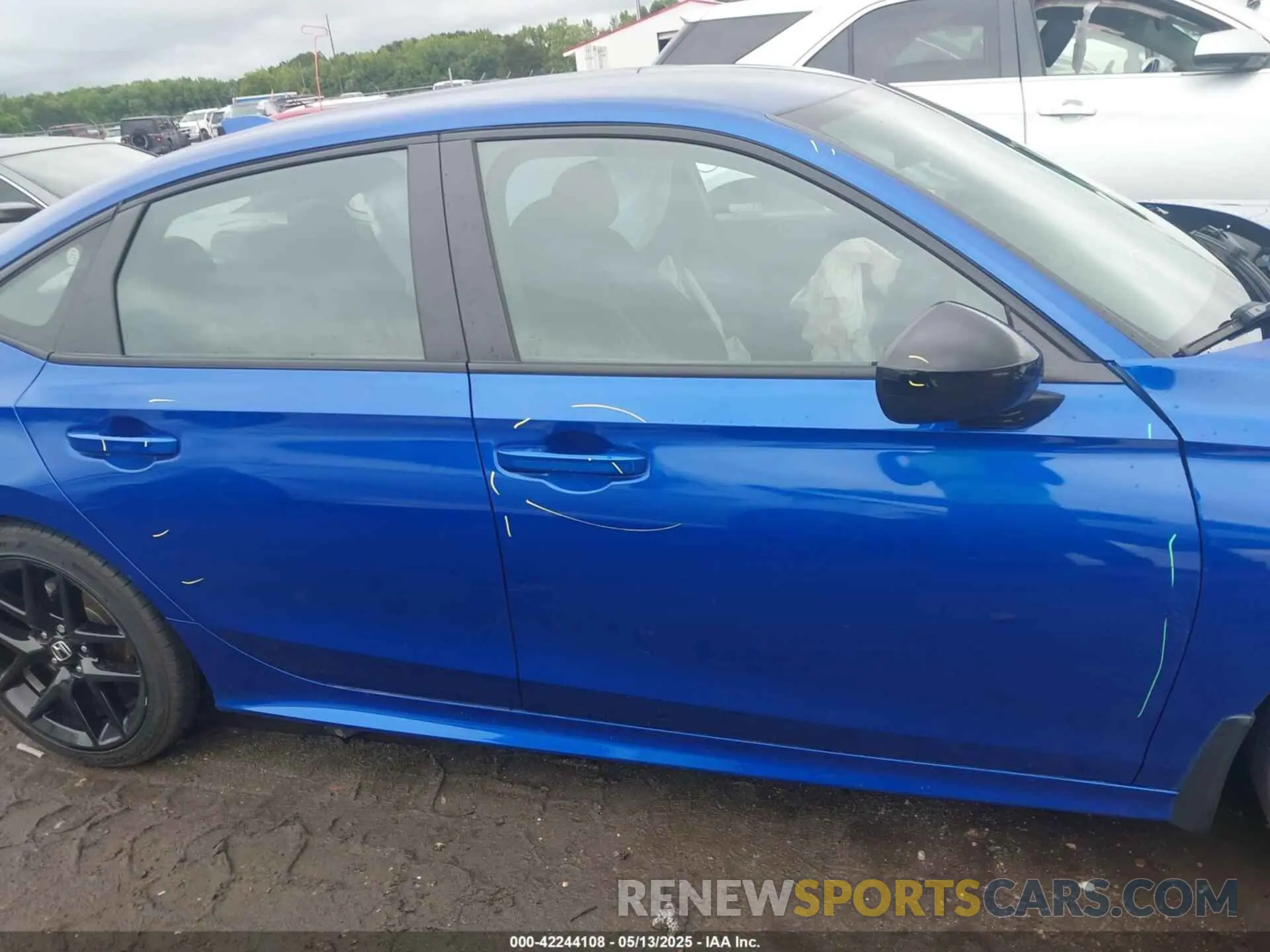13 Photograph of a damaged car 2HGFE2F57RH557637 HONDA CIVIC 2024