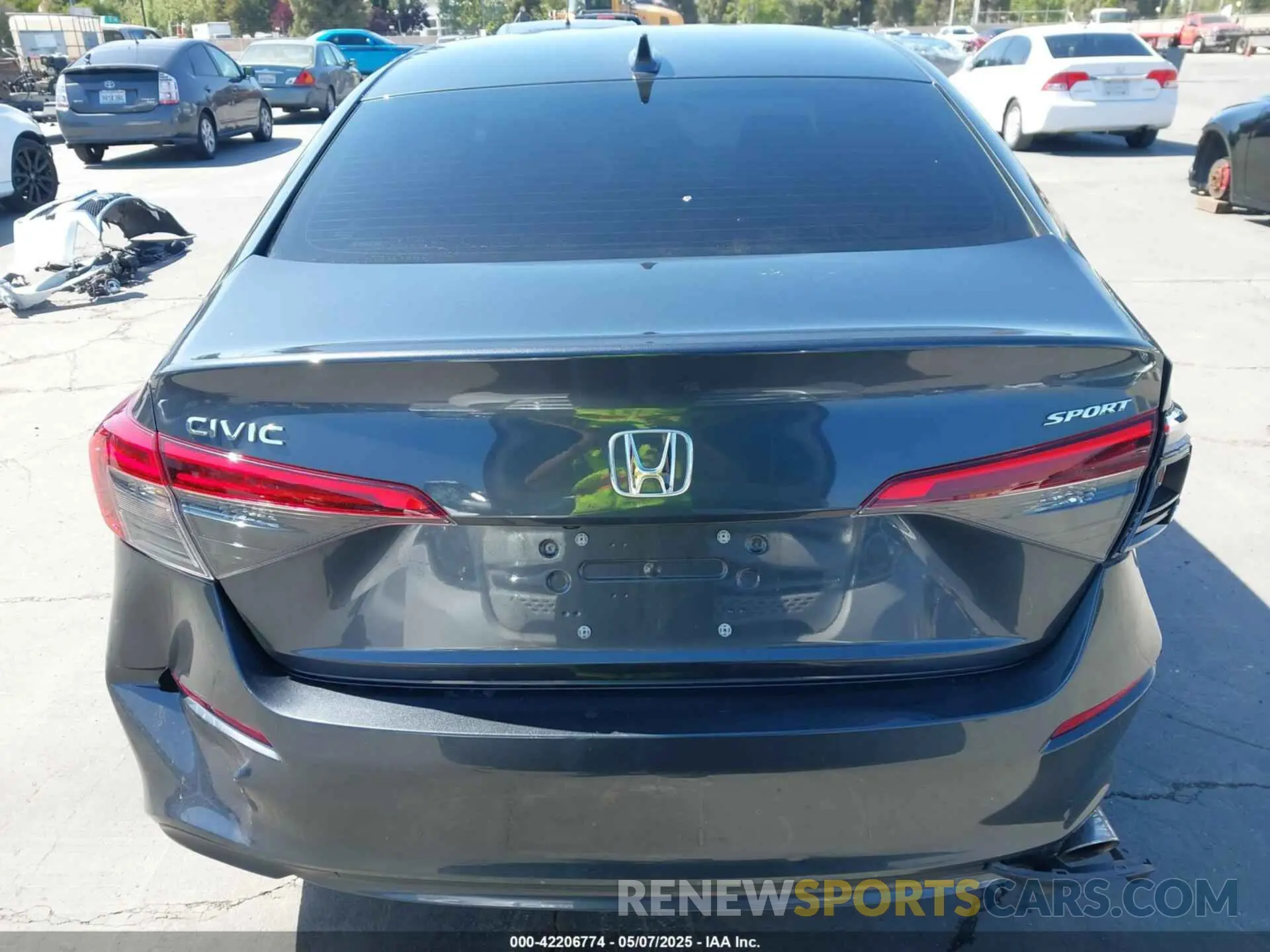 16 Photograph of a damaged car 2HGFE2F57RH559288 HONDA CIVIC 2024
