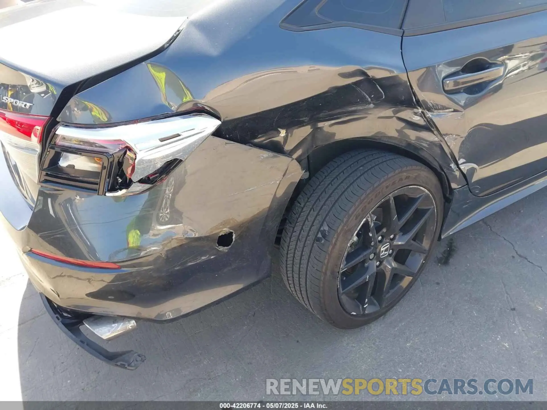 6 Photograph of a damaged car 2HGFE2F57RH559288 HONDA CIVIC 2024