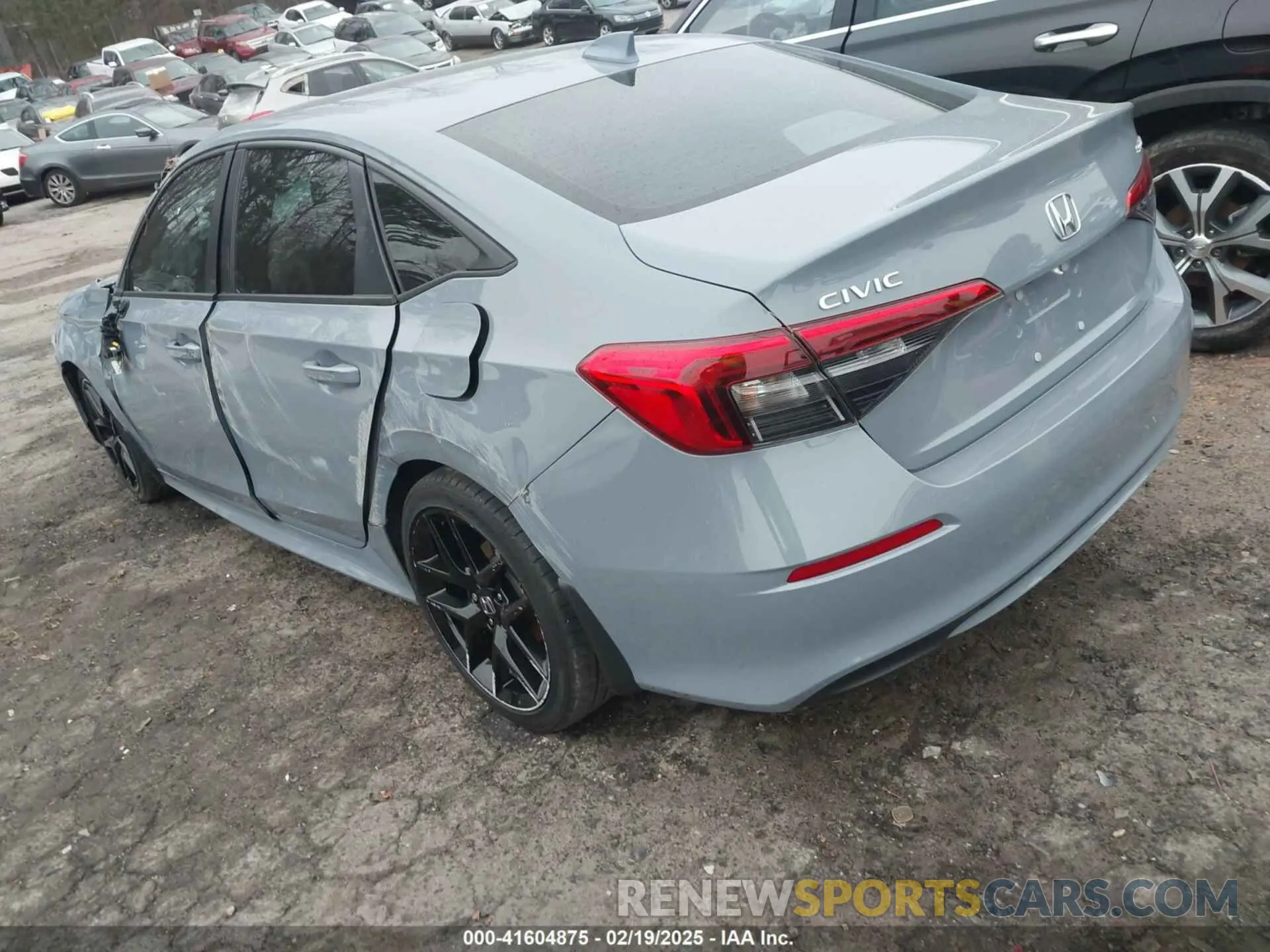 3 Photograph of a damaged car 2HGFE2F57RH585082 HONDA CIVIC 2024