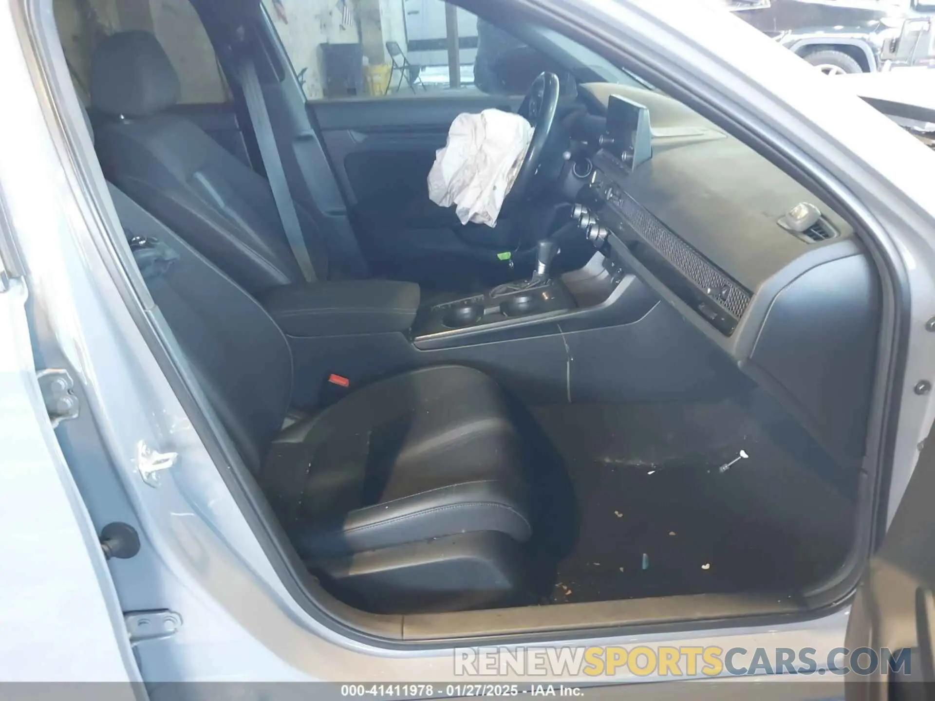 5 Photograph of a damaged car 2HGFE2F58RH526493 HONDA CIVIC 2024