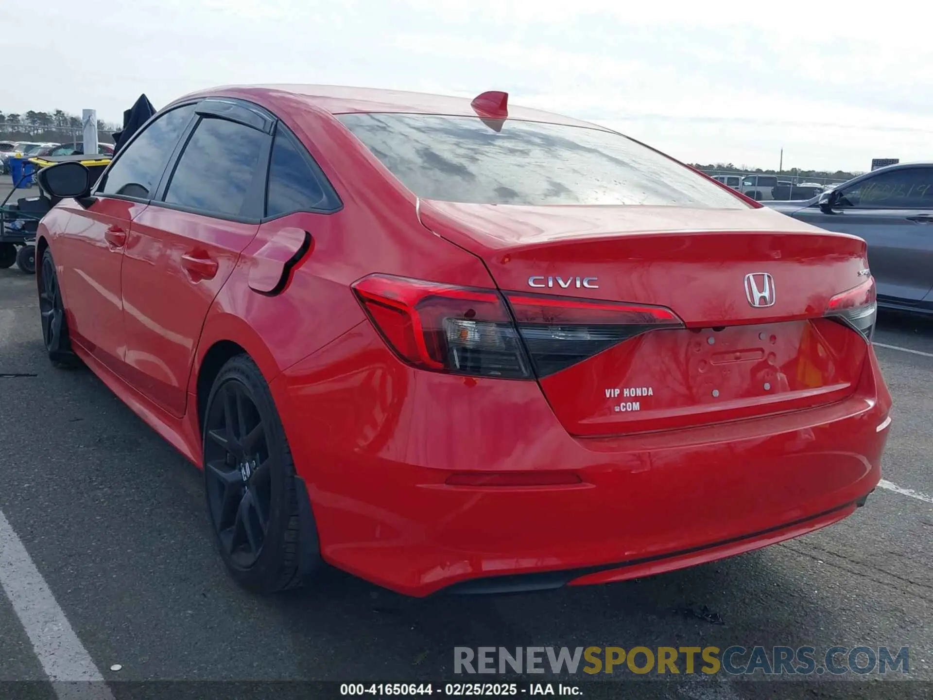 3 Photograph of a damaged car 2HGFE2F58RH528888 HONDA CIVIC 2024