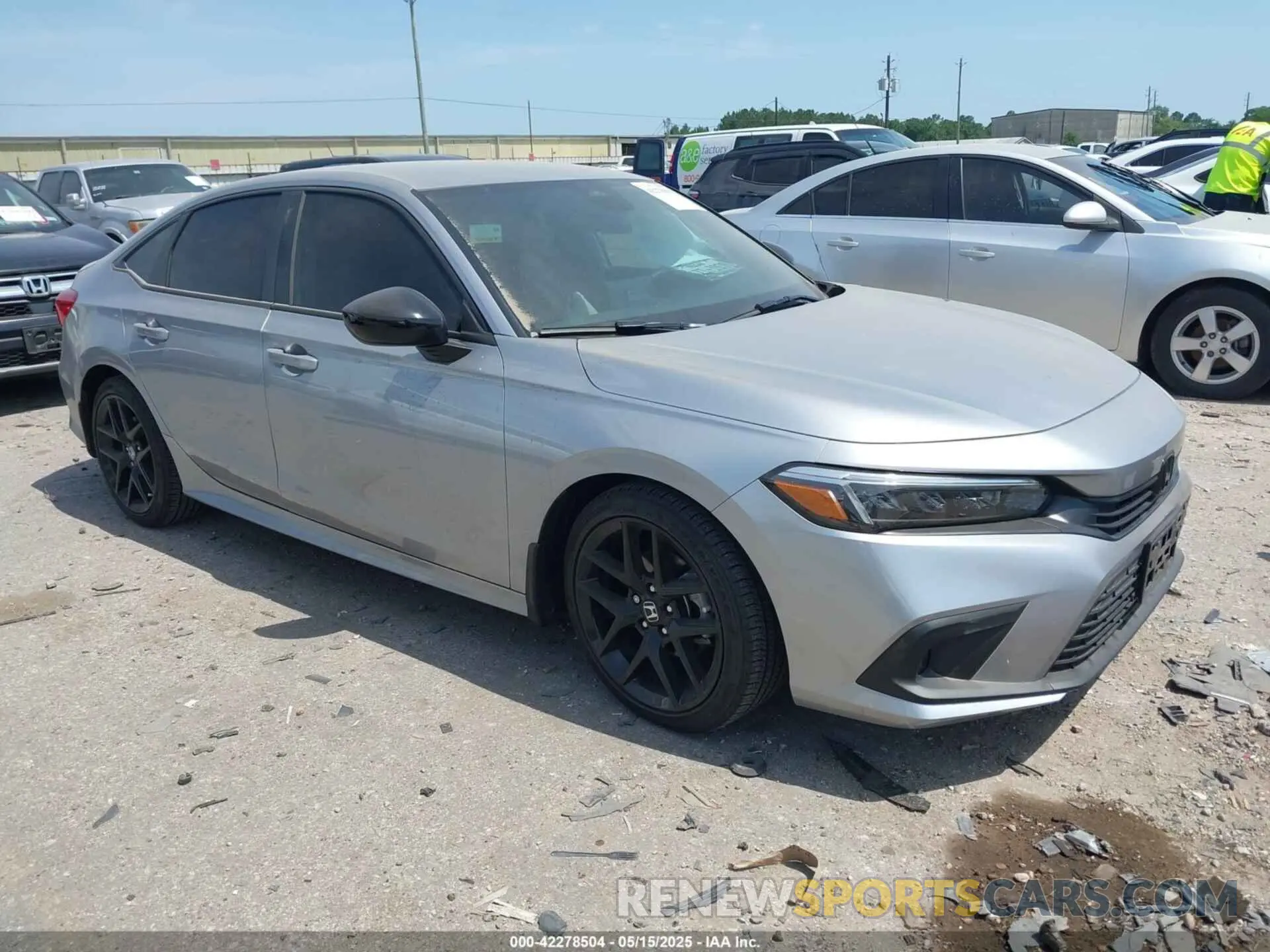 1 Photograph of a damaged car 2HGFE2F58RH532780 HONDA CIVIC 2024