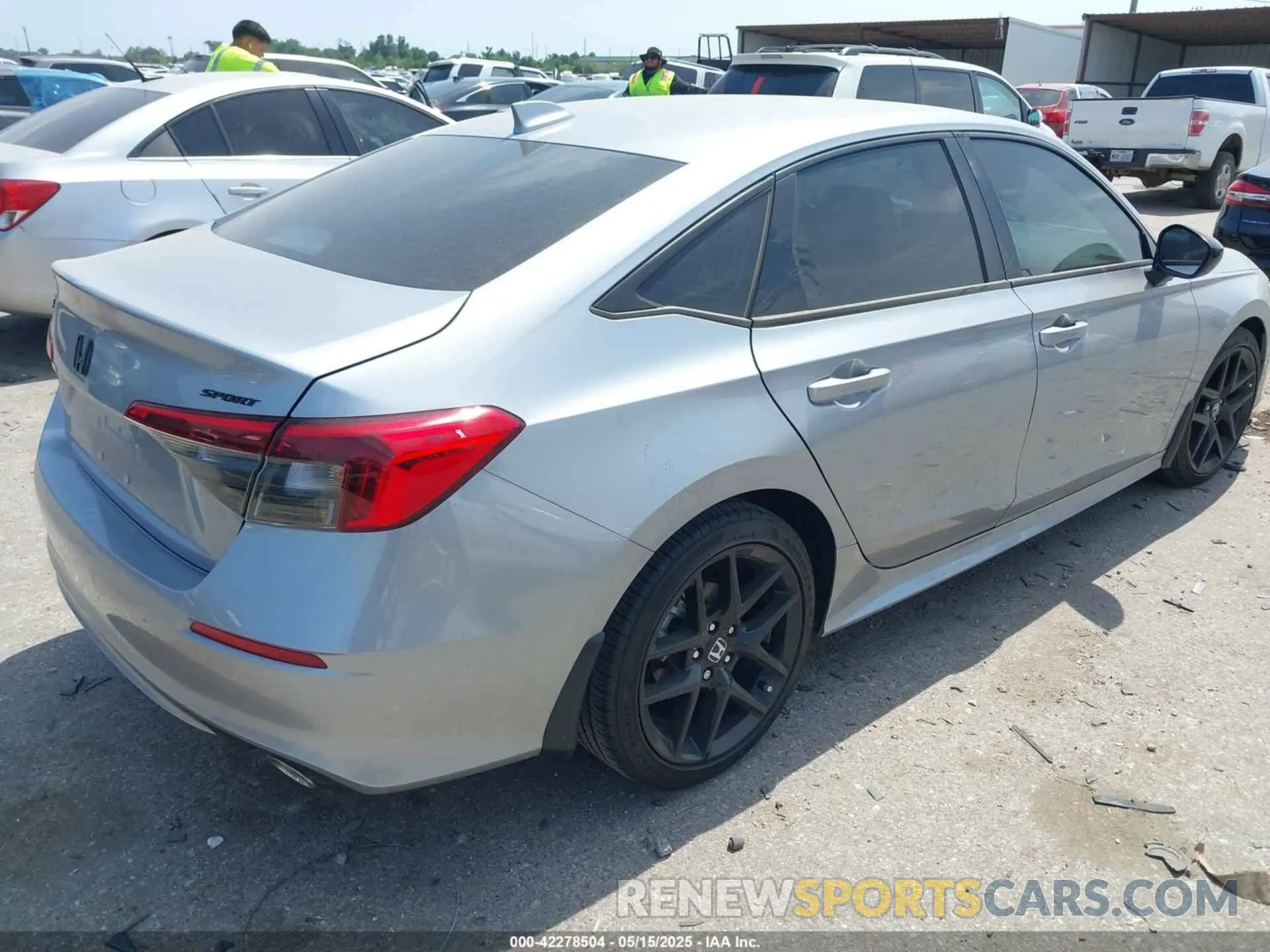 4 Photograph of a damaged car 2HGFE2F58RH532780 HONDA CIVIC 2024