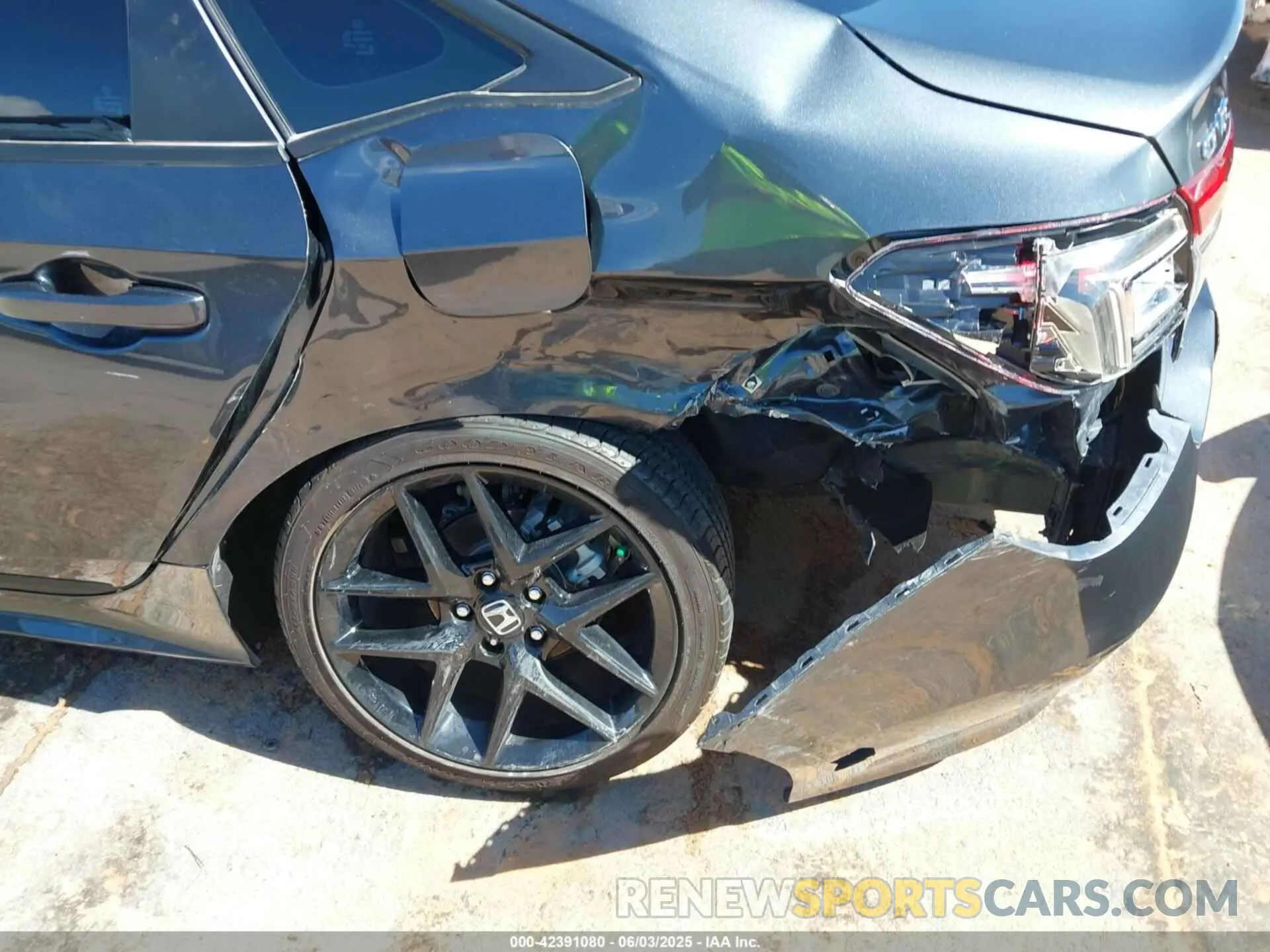6 Photograph of a damaged car 2HGFE2F58RH547358 HONDA CIVIC 2024