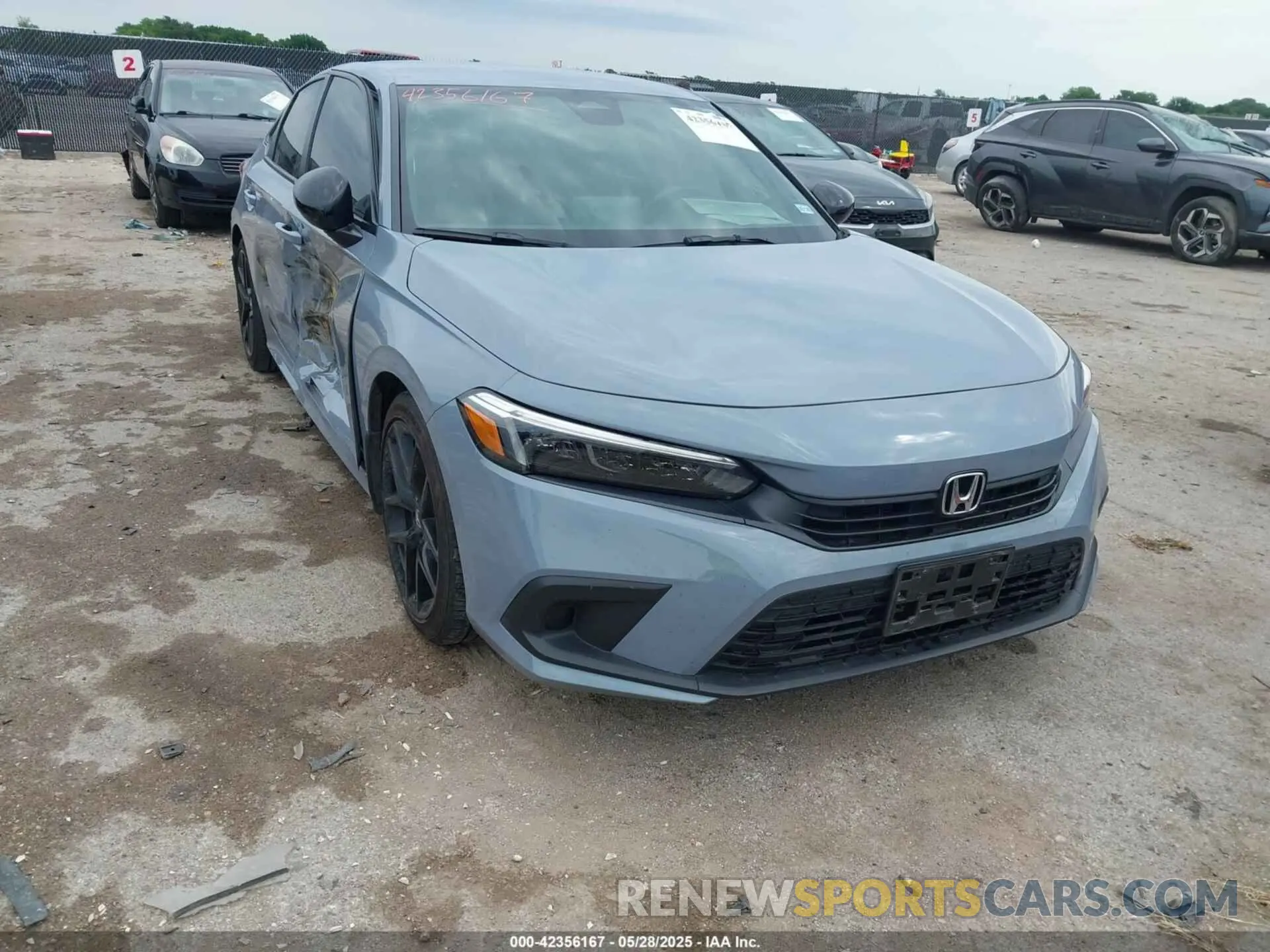 1 Photograph of a damaged car 2HGFE2F58RH556352 HONDA CIVIC 2024