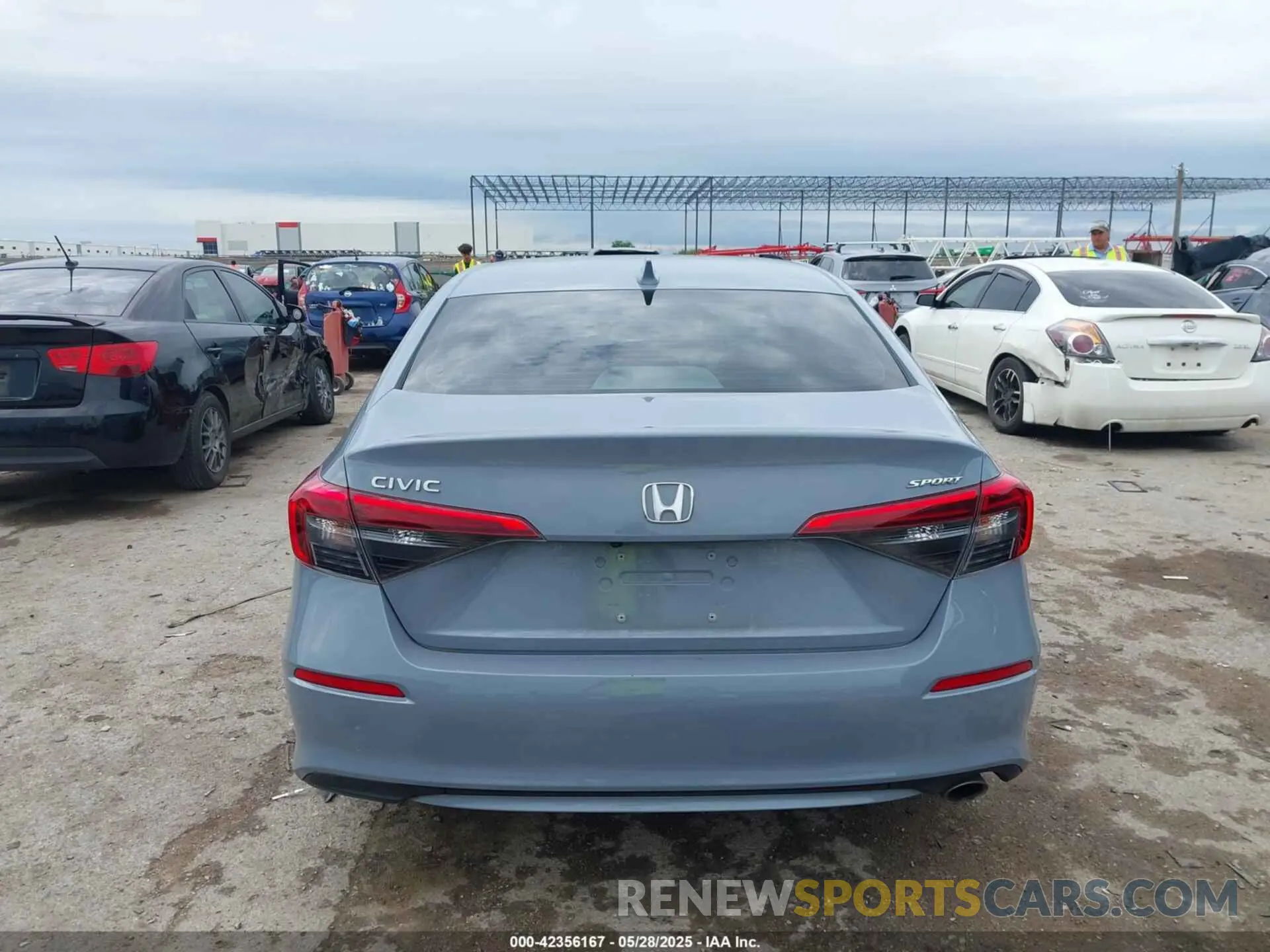 16 Photograph of a damaged car 2HGFE2F58RH556352 HONDA CIVIC 2024