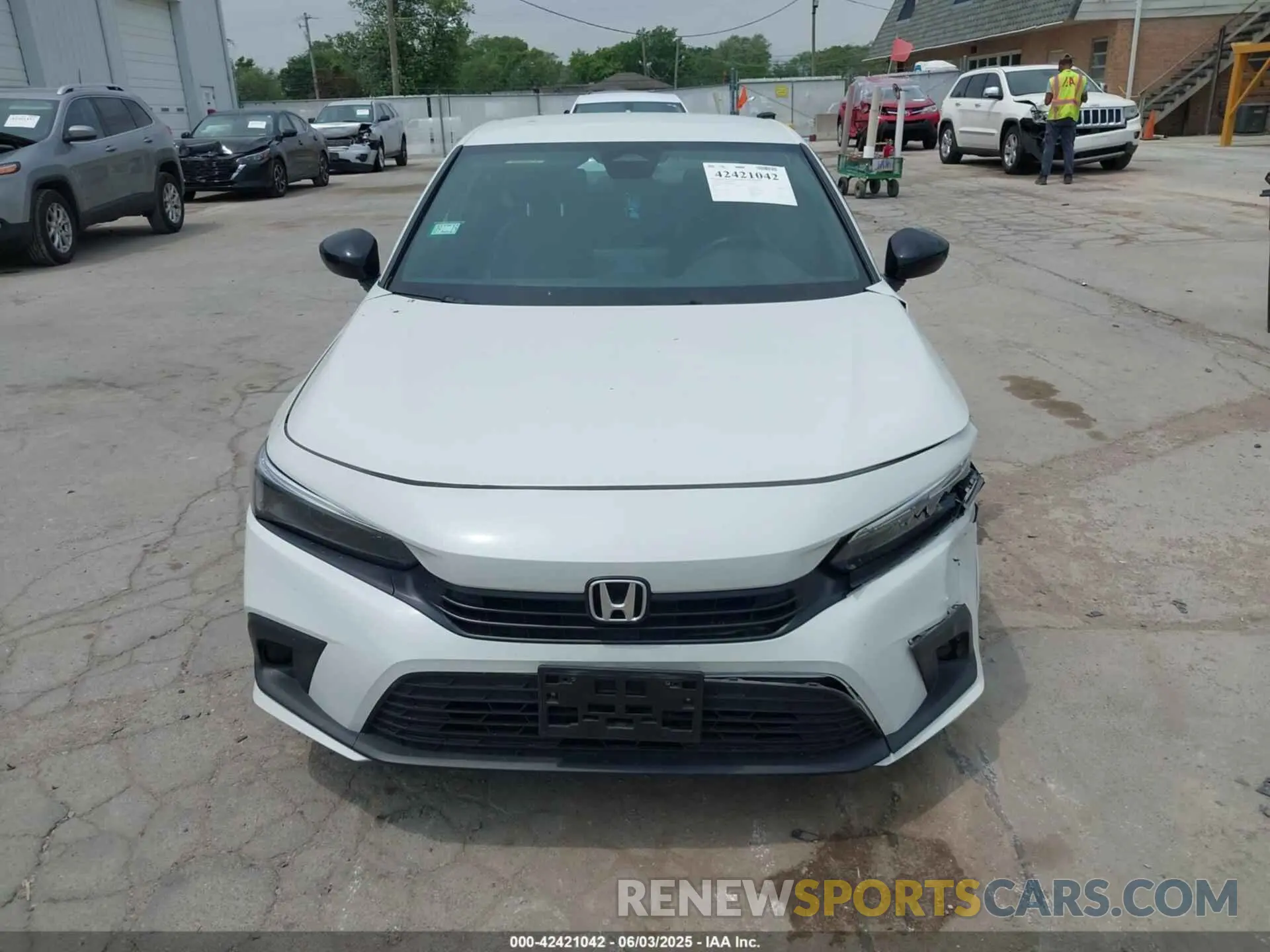 11 Photograph of a damaged car 2HGFE2F58RH560563 HONDA CIVIC 2024