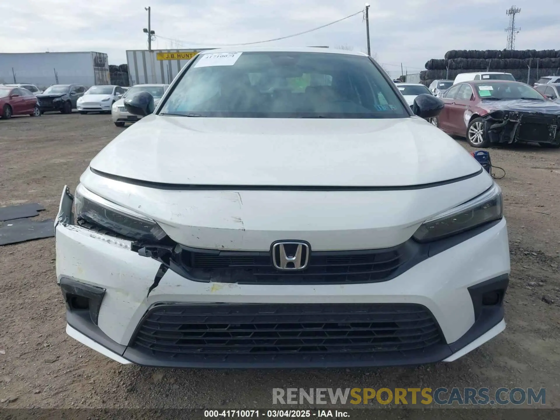 11 Photograph of a damaged car 2HGFE2F58RH581476 HONDA CIVIC 2024