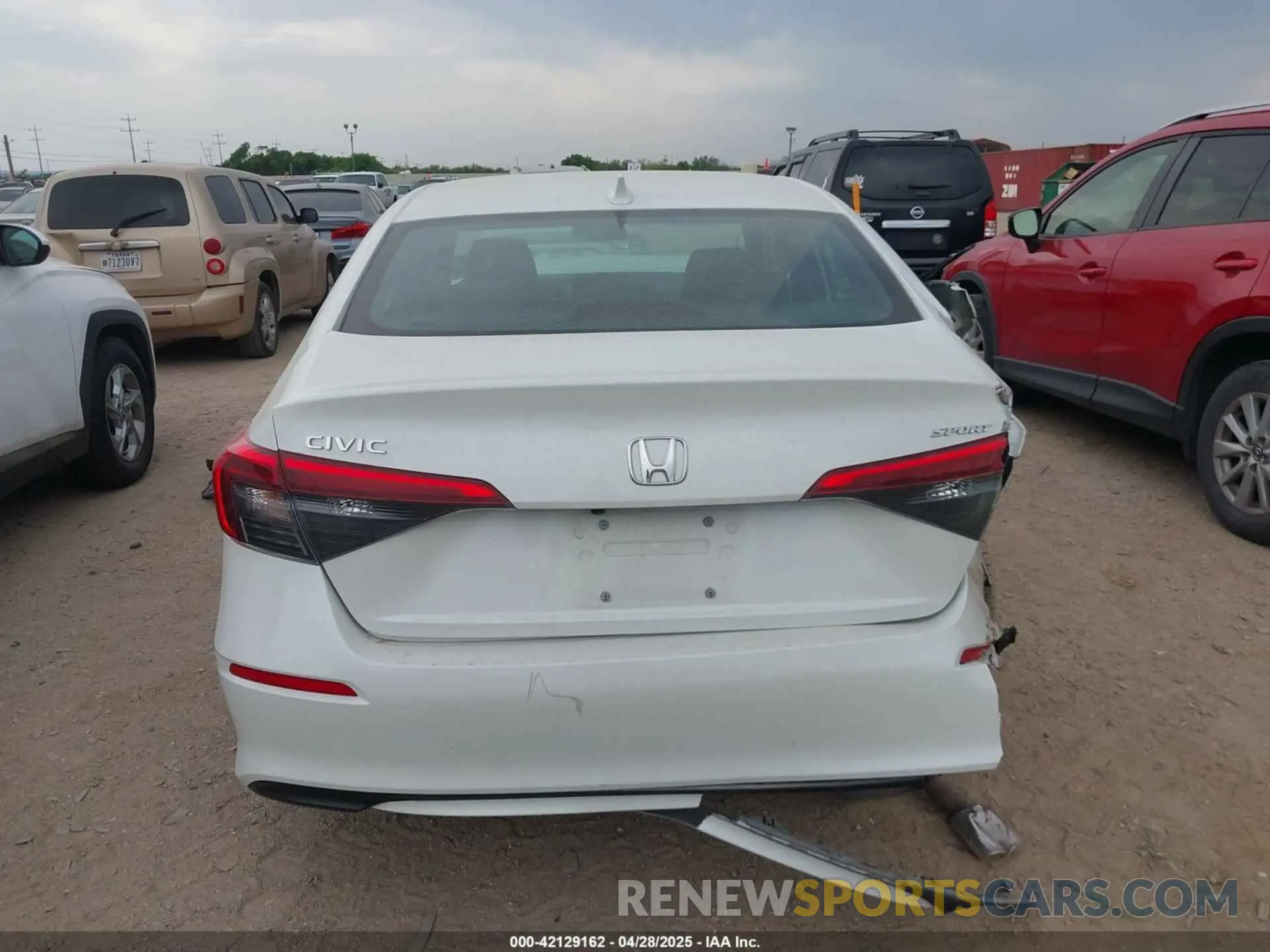 15 Photograph of a damaged car 2HGFE2F58RH589187 HONDA CIVIC 2024