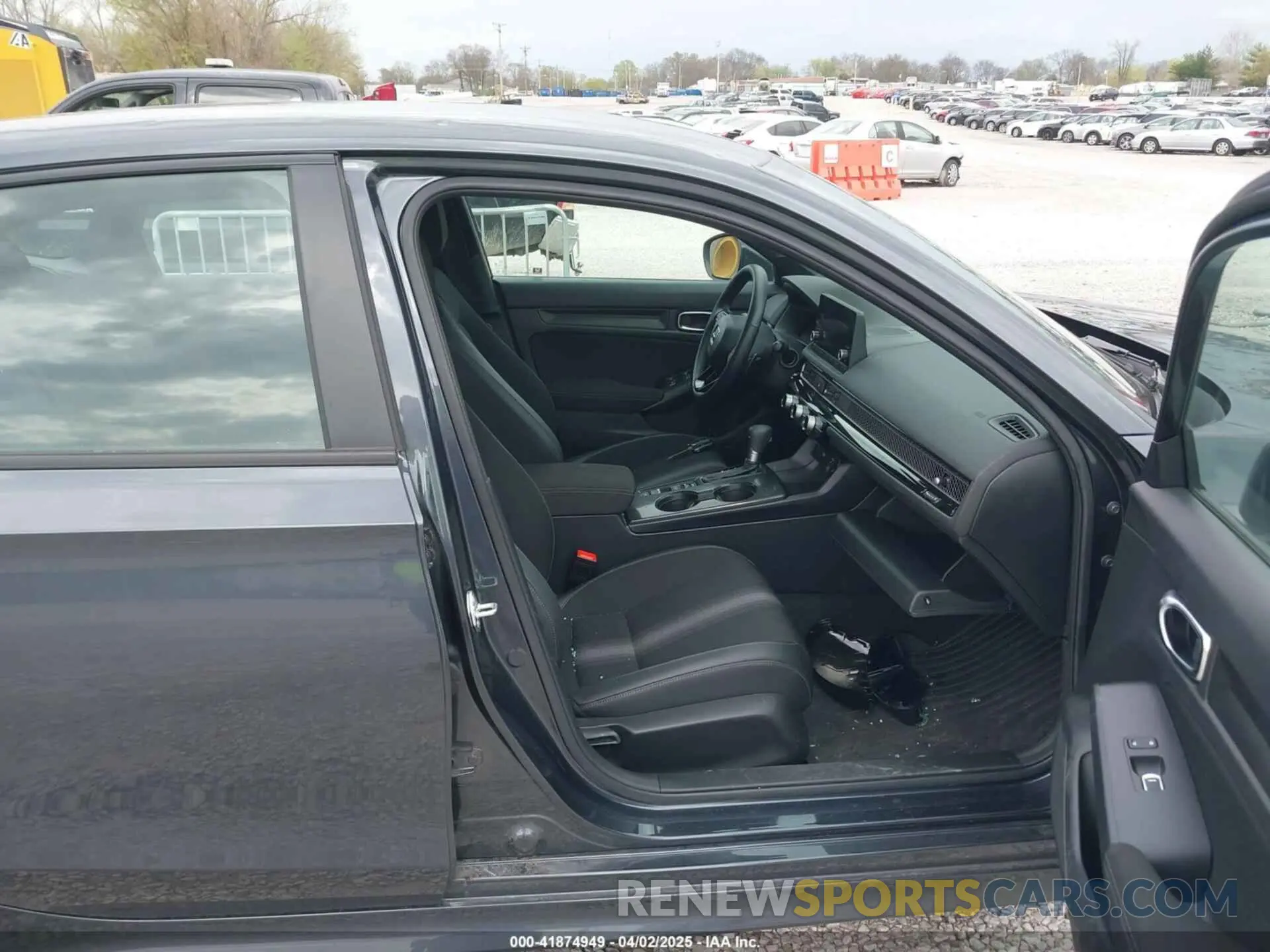 5 Photograph of a damaged car 2HGFE2F58RH595359 HONDA CIVIC 2024