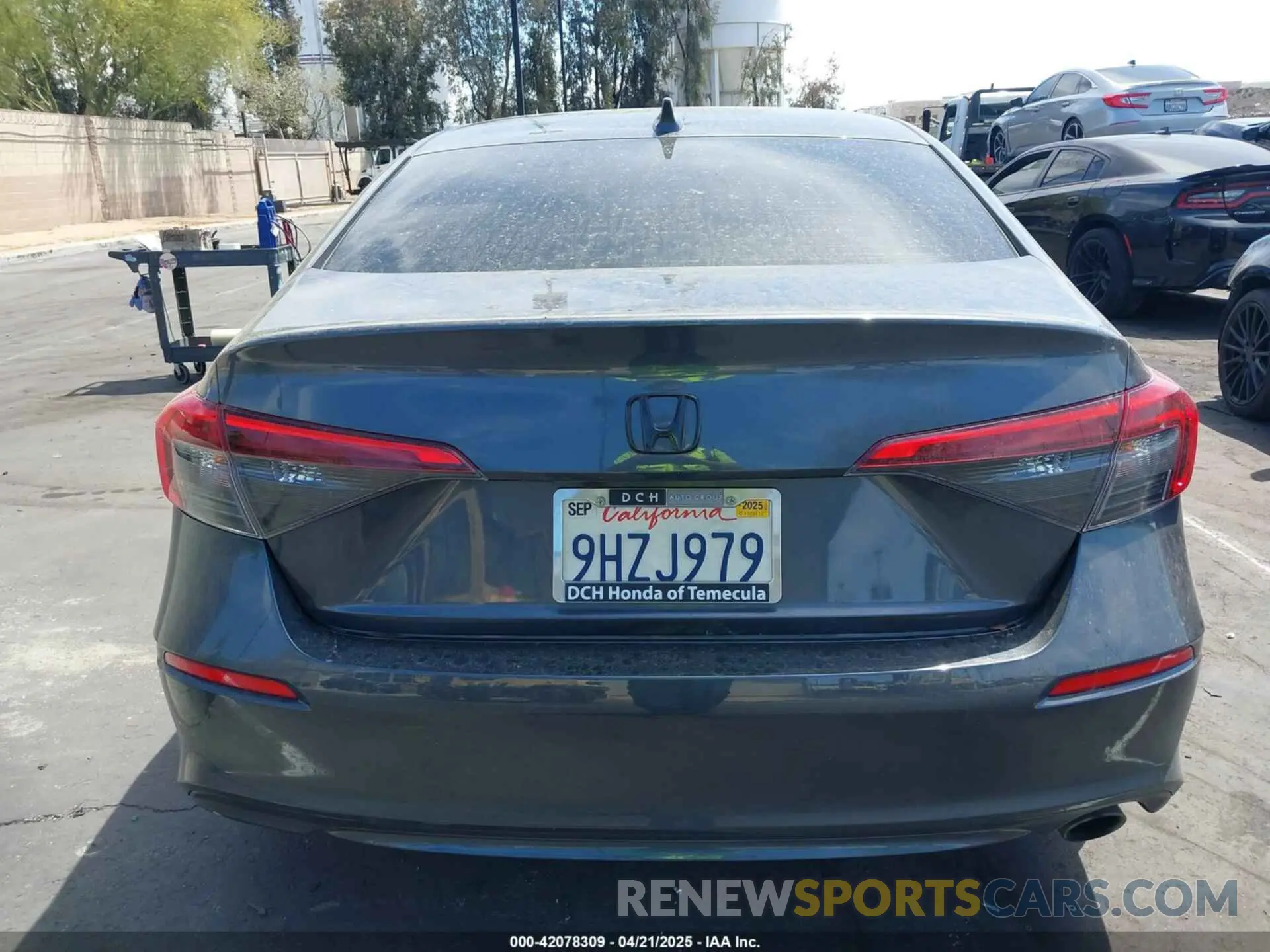 16 Photograph of a damaged car 2HGFE2F59RH500825 HONDA CIVIC 2024