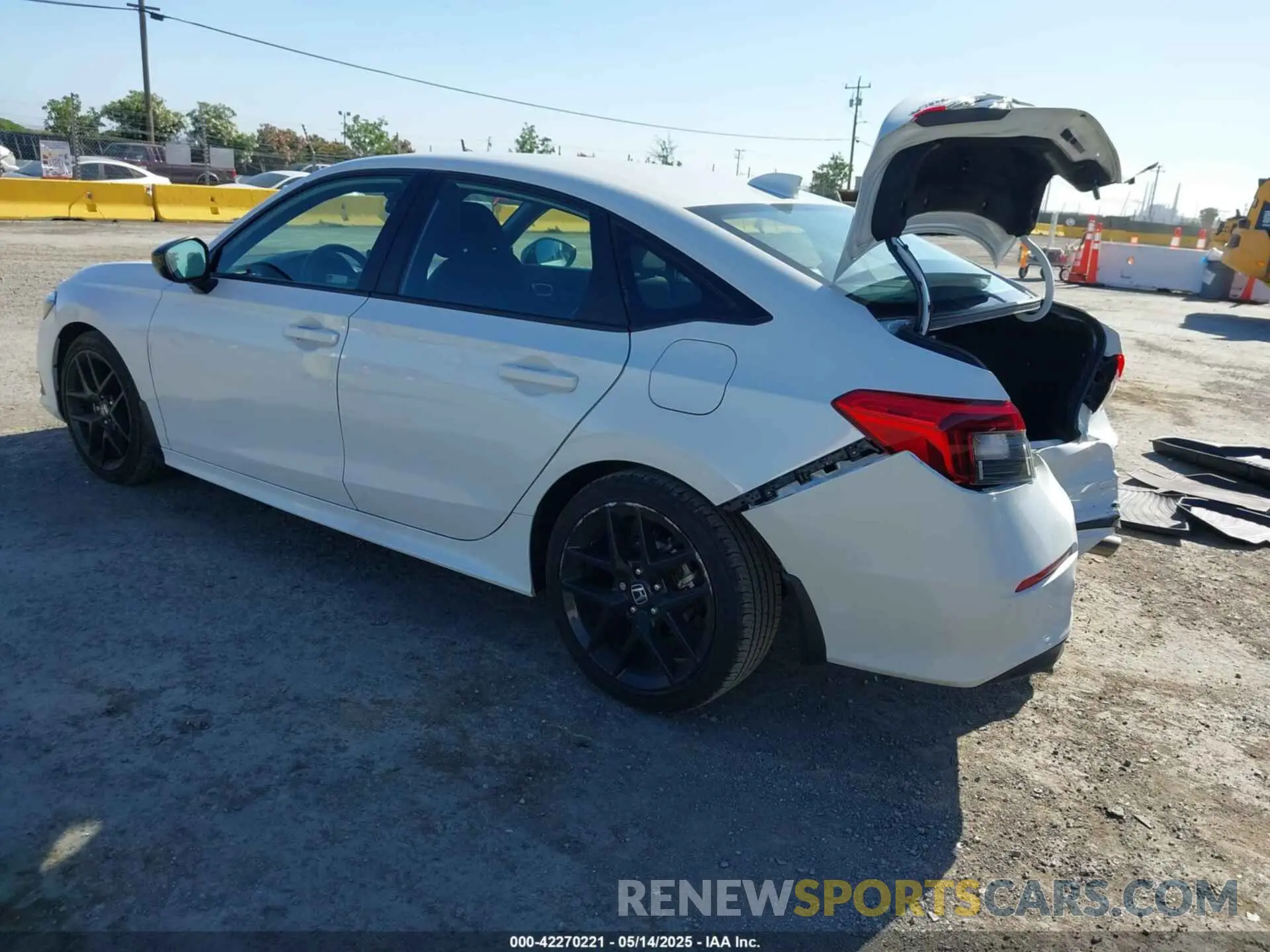 3 Photograph of a damaged car 2HGFE2F59RH504518 HONDA CIVIC 2024
