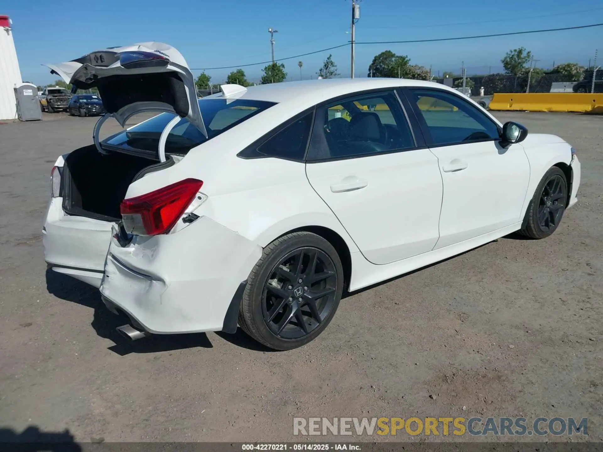 4 Photograph of a damaged car 2HGFE2F59RH504518 HONDA CIVIC 2024