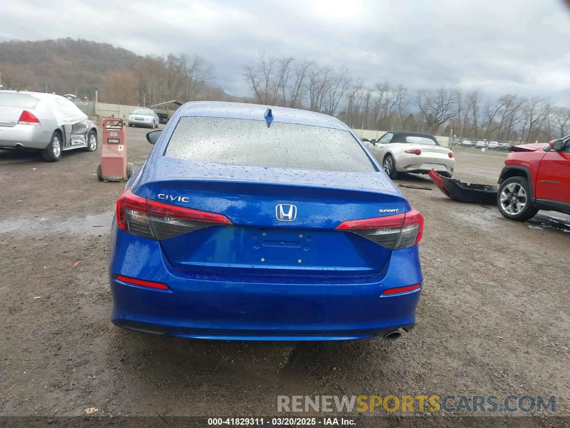 17 Photograph of a damaged car 2HGFE2F59RH507287 HONDA CIVIC 2024