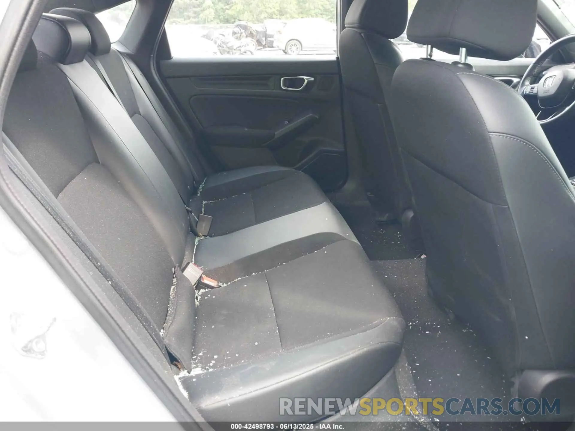 8 Photograph of a damaged car 2HGFE2F59RH541584 HONDA CIVIC 2024