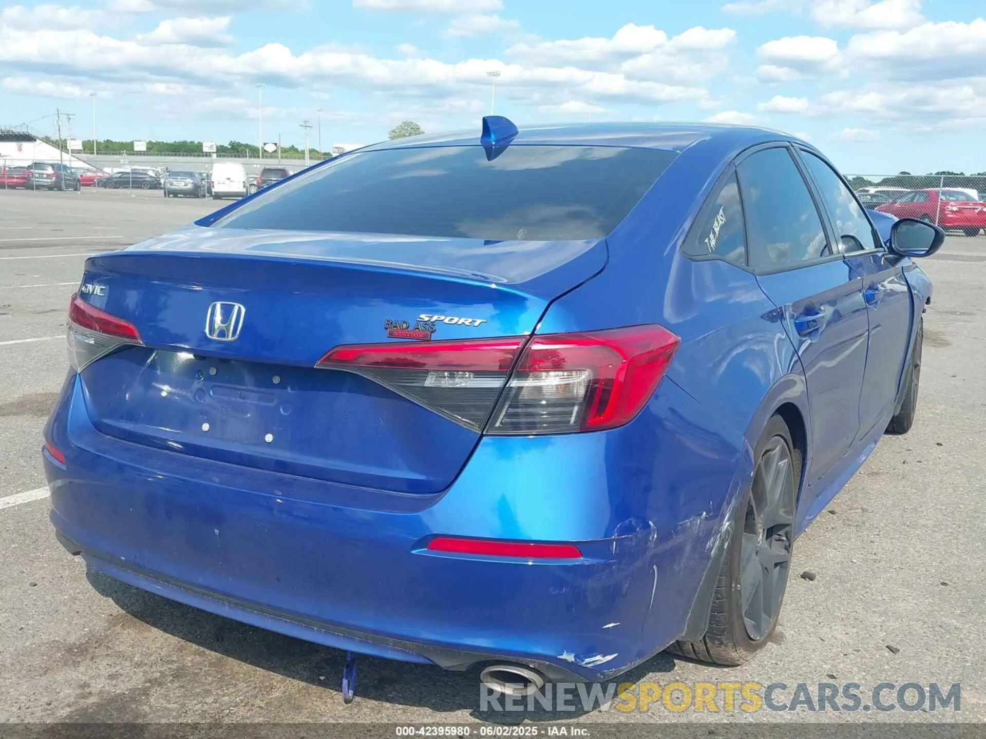 4 Photograph of a damaged car 2HGFE2F59RH542637 HONDA CIVIC 2024