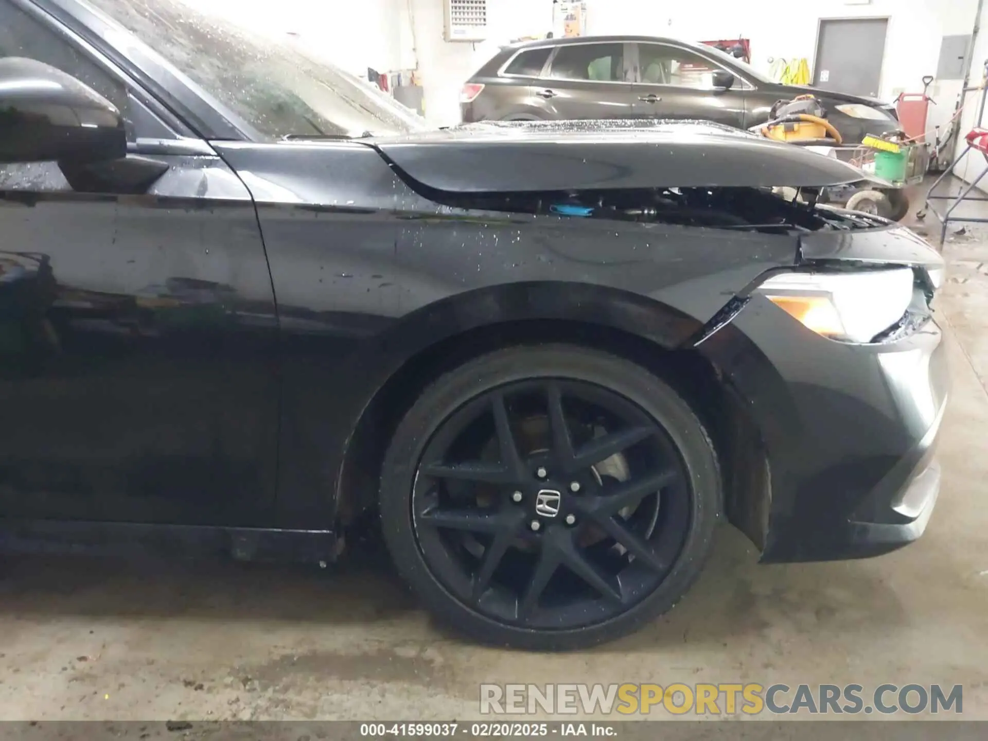 18 Photograph of a damaged car 2HGFE2F59RH558773 HONDA CIVIC 2024