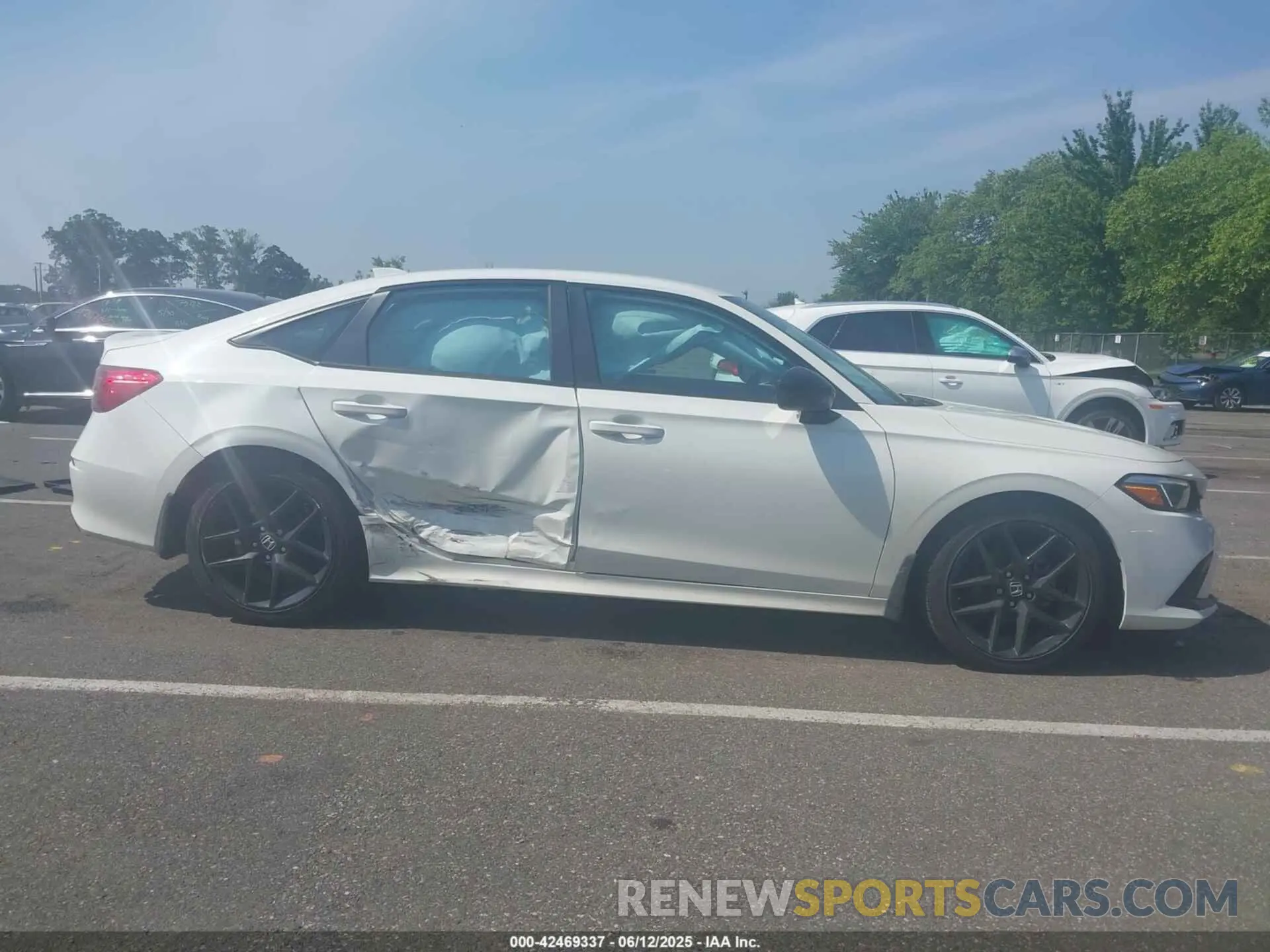 13 Photograph of a damaged car 2HGFE2F59RH579459 HONDA CIVIC 2024