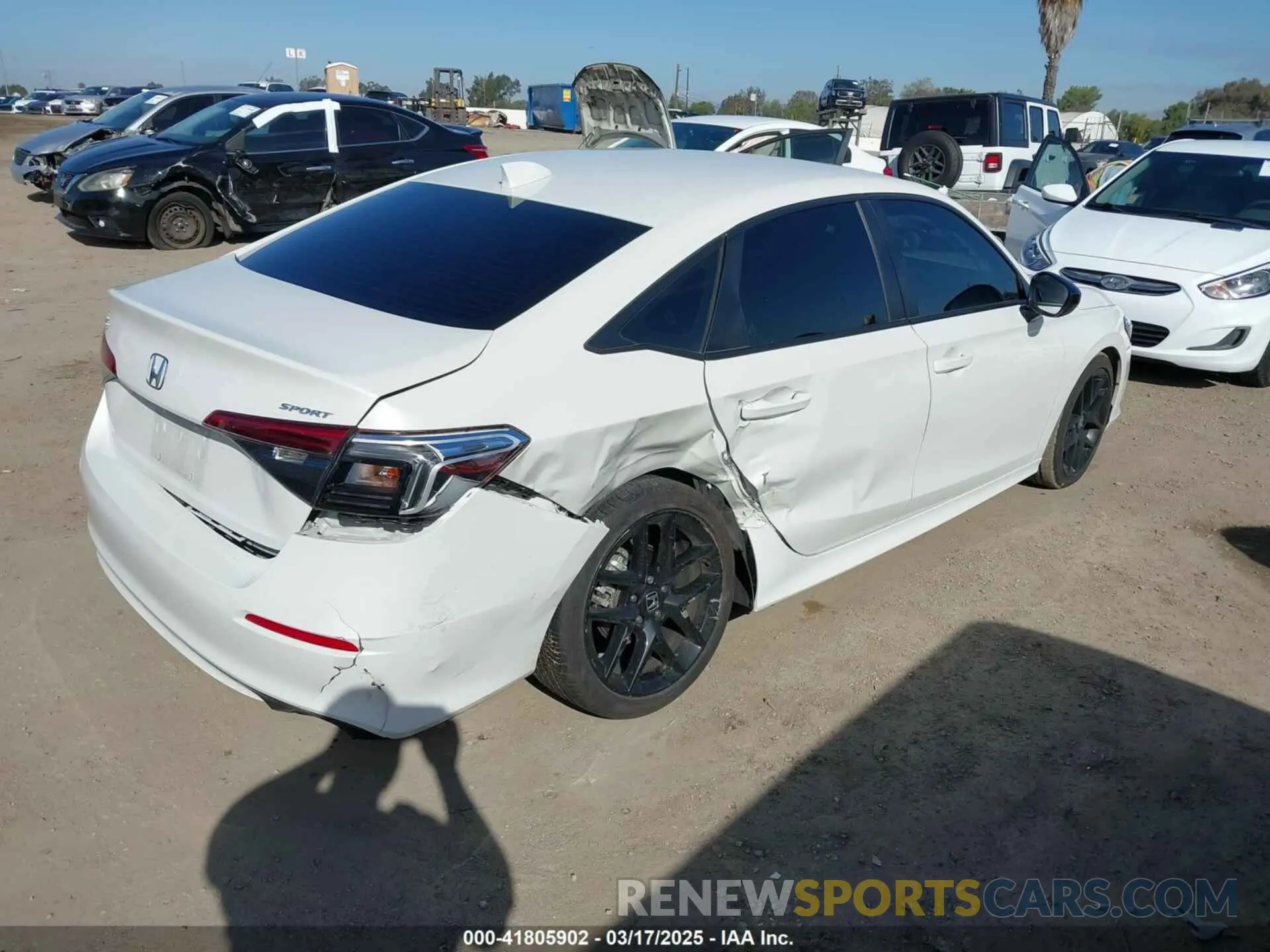 4 Photograph of a damaged car 2HGFE2F5XRH523658 HONDA CIVIC 2024