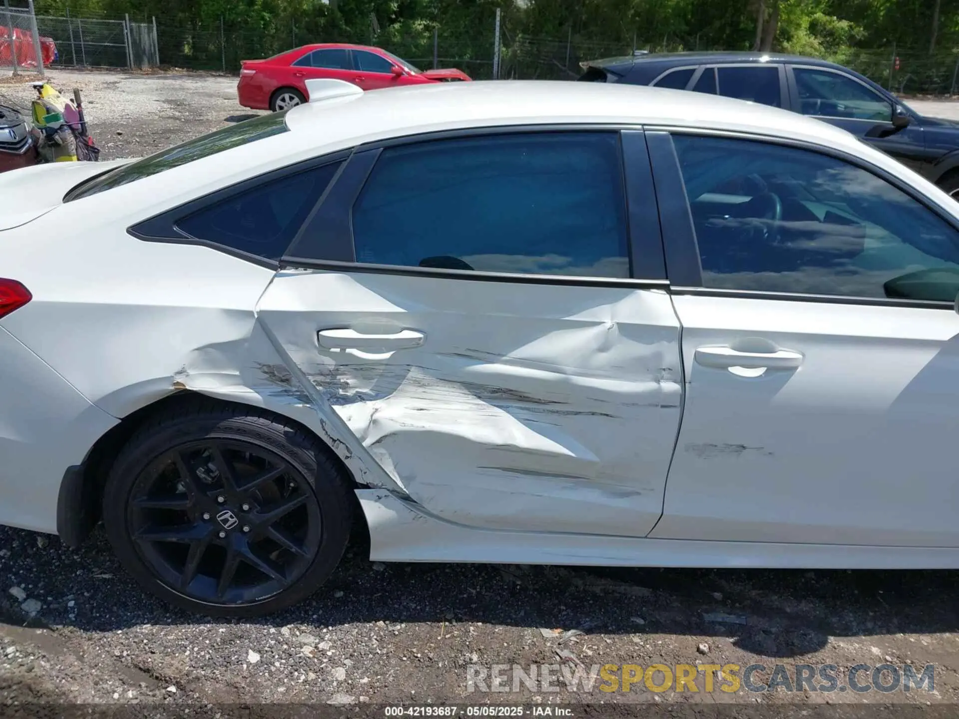 6 Photograph of a damaged car 2HGFE2F5XRH536250 HONDA CIVIC 2024
