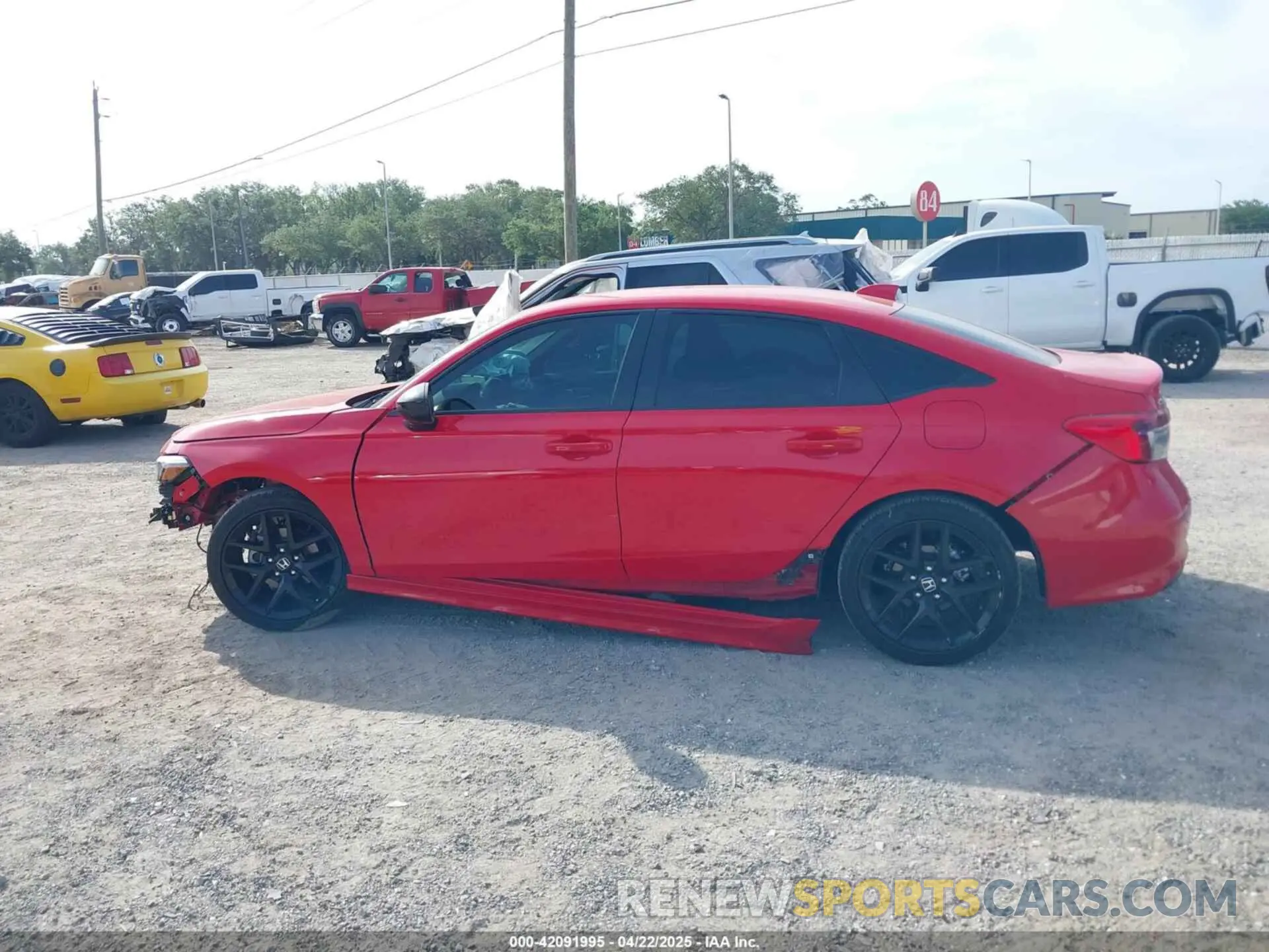 14 Photograph of a damaged car 2HGFE2F5XRH552612 HONDA CIVIC 2024