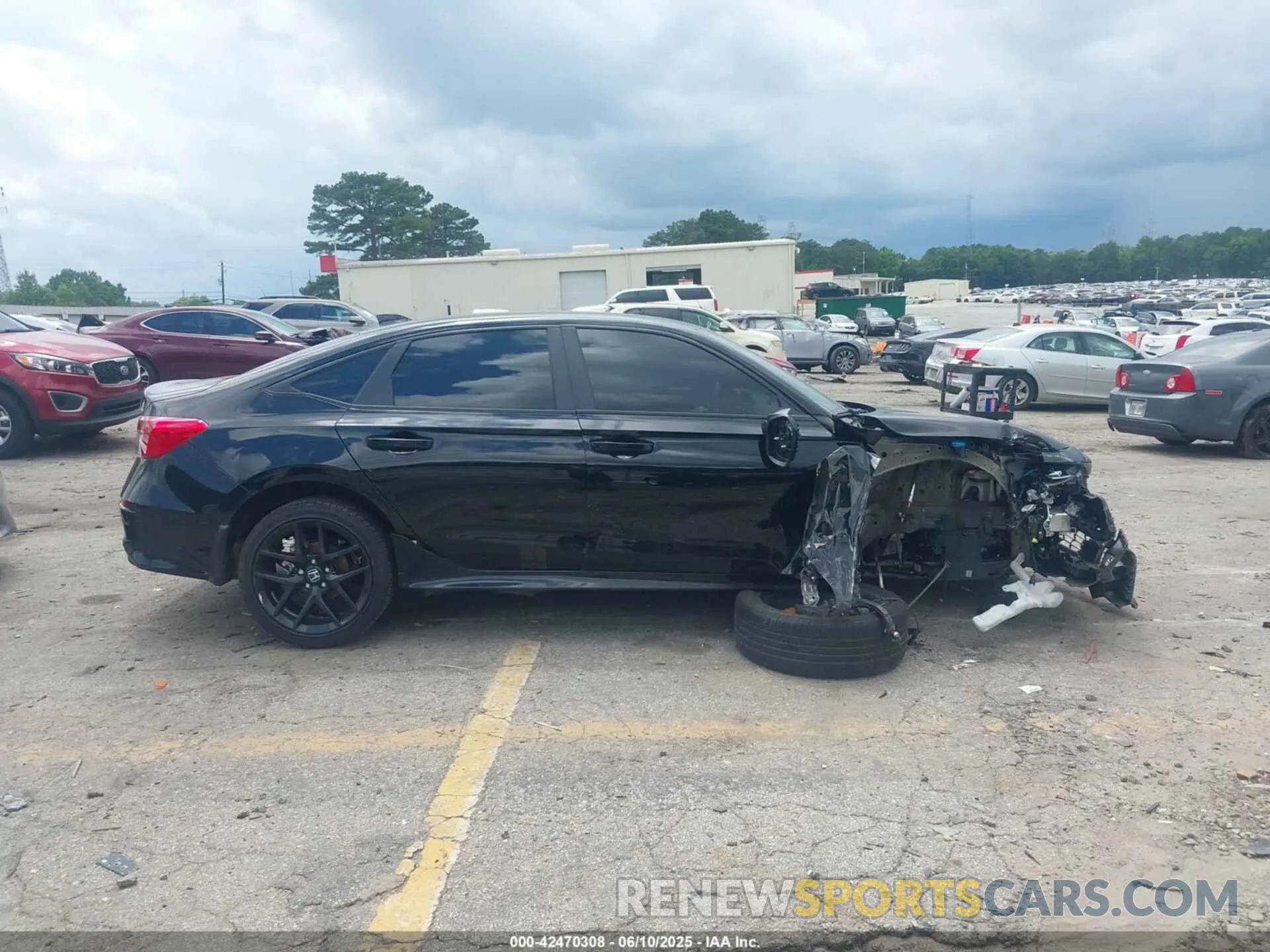 13 Photograph of a damaged car 2HGFE2F5XRH567210 HONDA CIVIC 2024