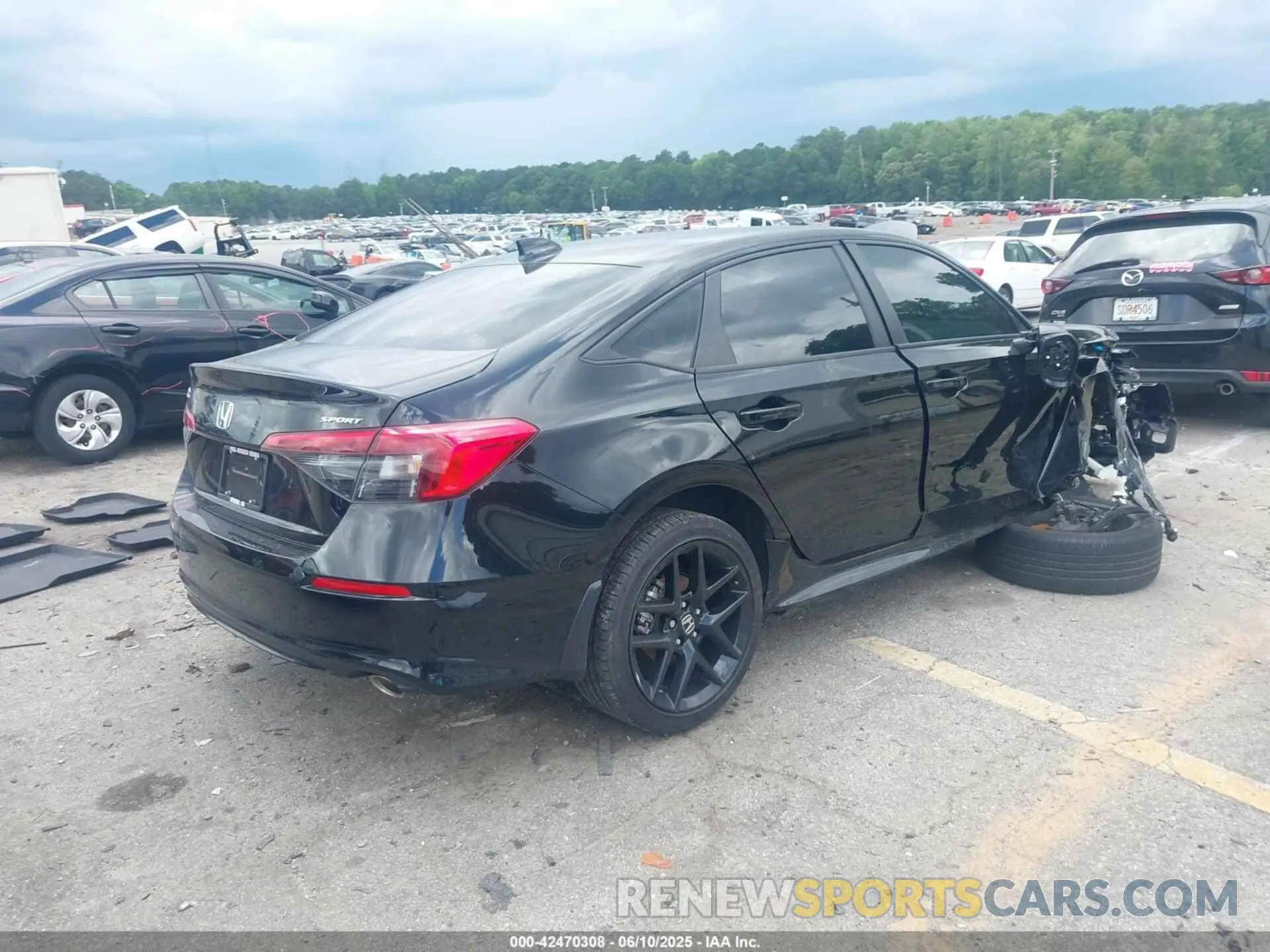 4 Photograph of a damaged car 2HGFE2F5XRH567210 HONDA CIVIC 2024