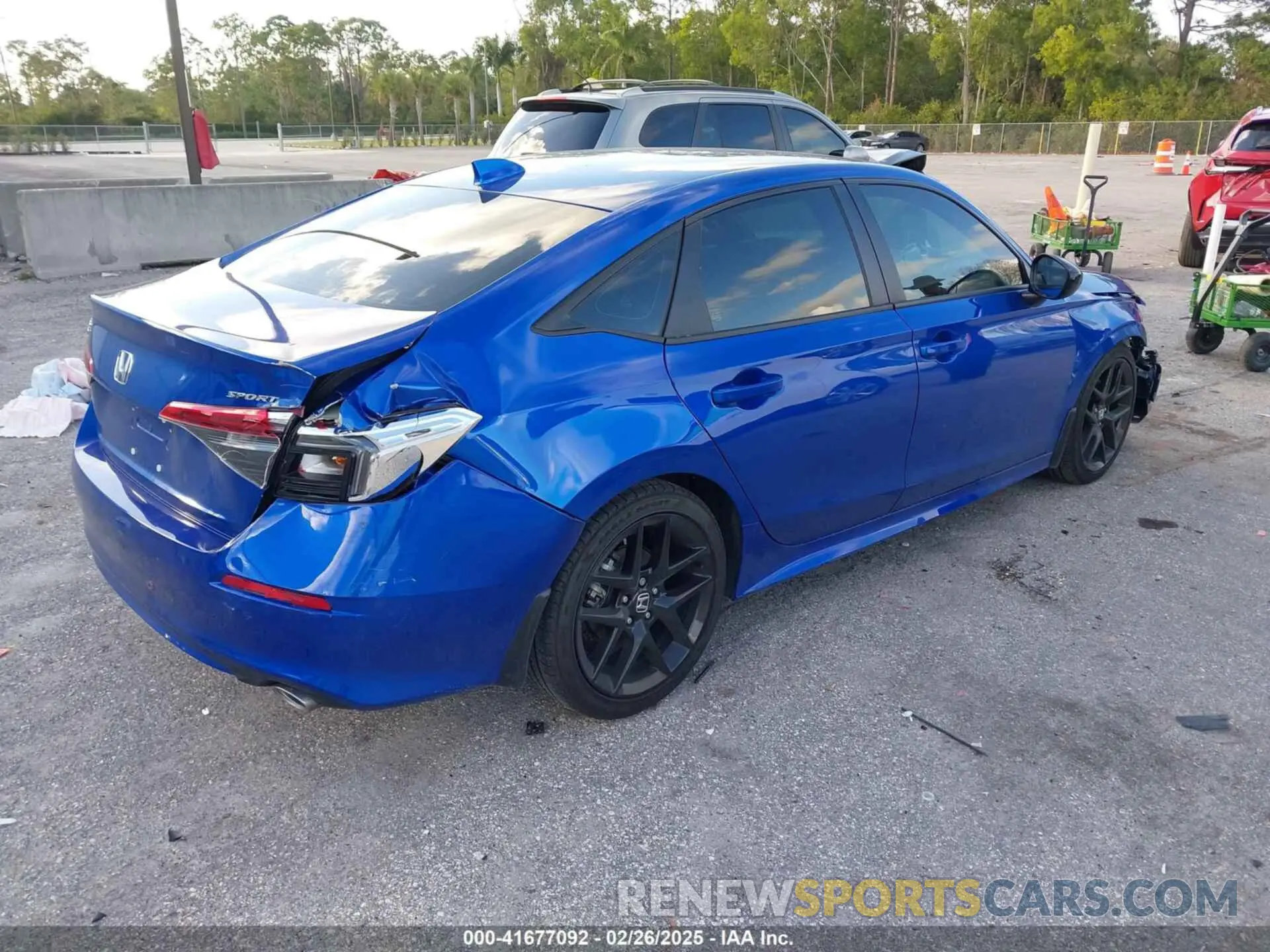 4 Photograph of a damaged car 2HGFE2F5XRH570141 HONDA CIVIC 2024