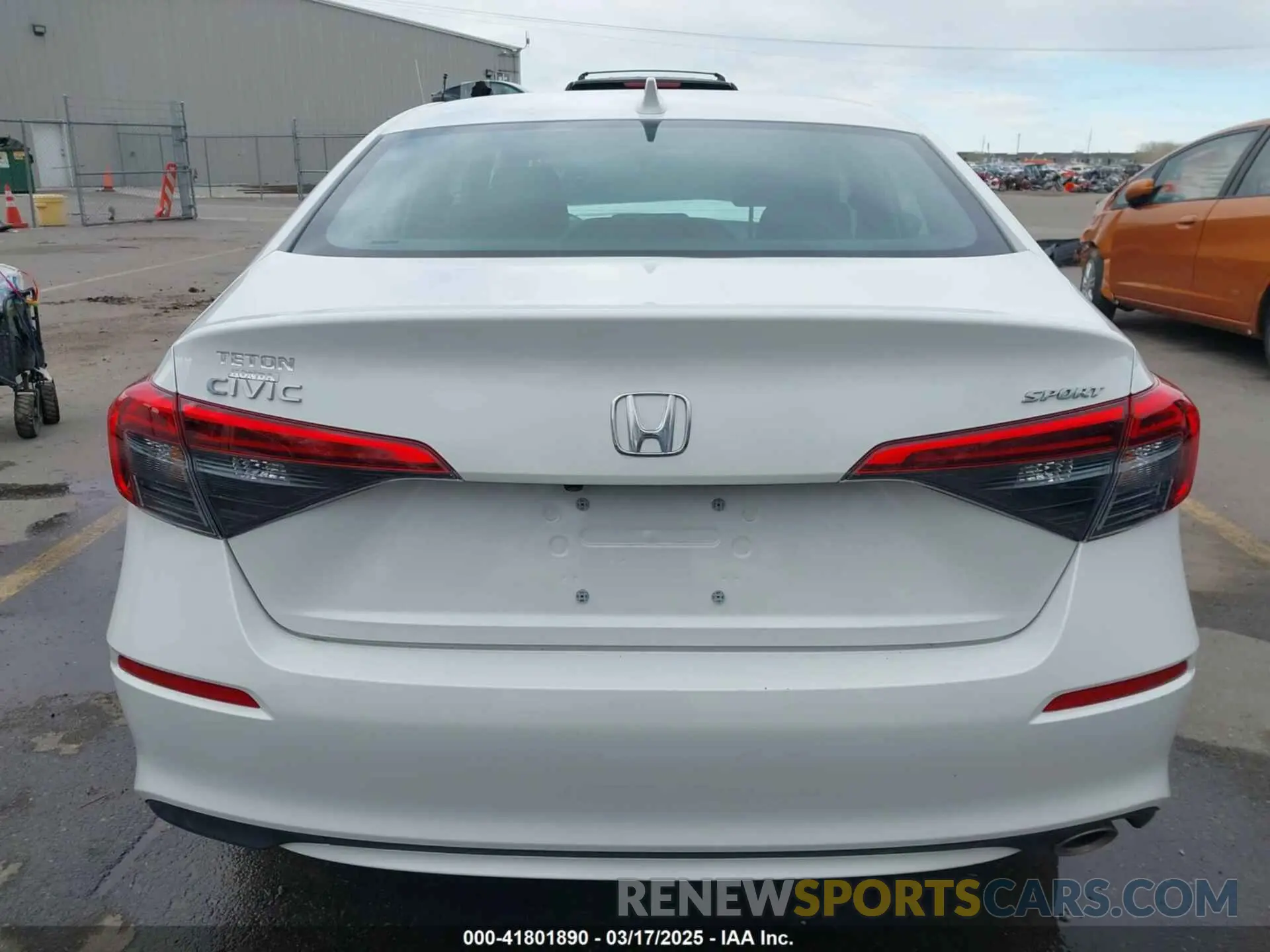 17 Photograph of a damaged car 2HGFE2F5XRH574853 HONDA CIVIC 2024