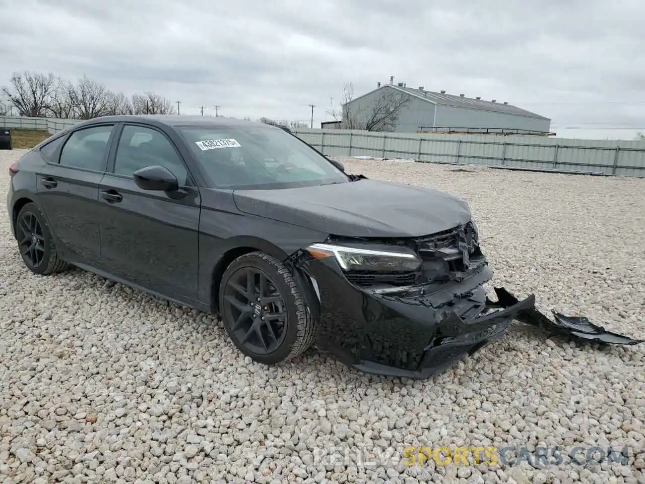 4 Photograph of a damaged car 19XFL2H80SE002669 HONDA CIVIC 2025