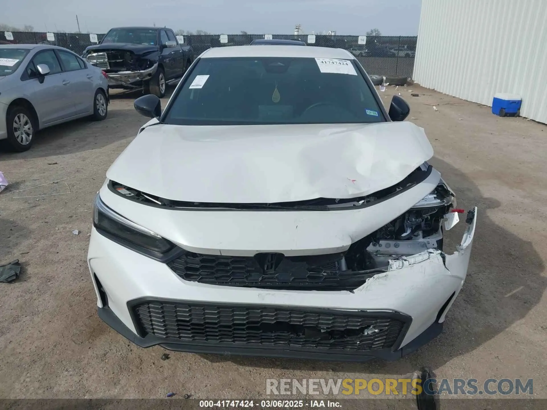 12 Photograph of a damaged car 19XFL2H80SE004938 HONDA CIVIC 2025