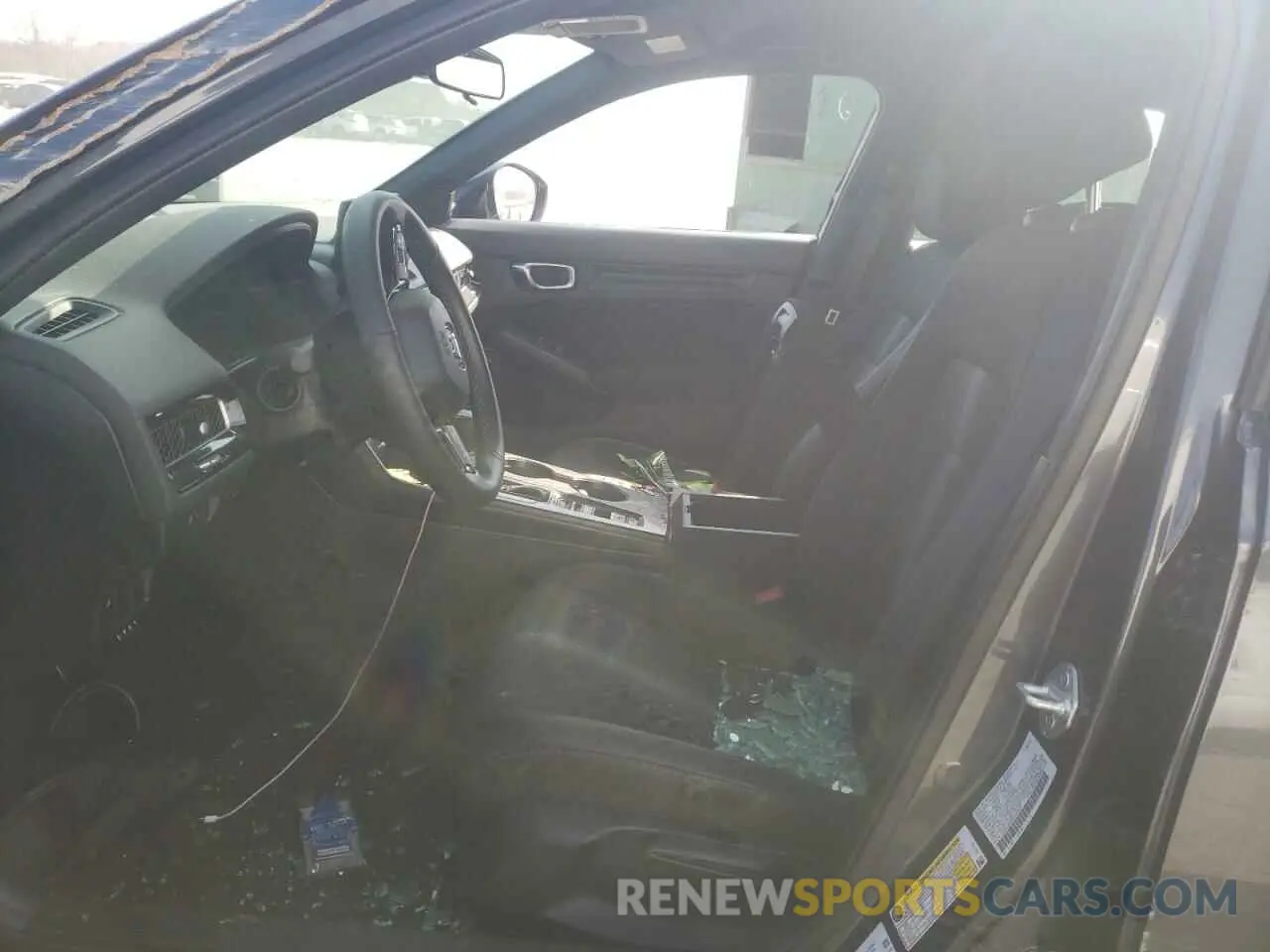 7 Photograph of a damaged car 19XFL2H81SE000297 HONDA CIVIC 2025