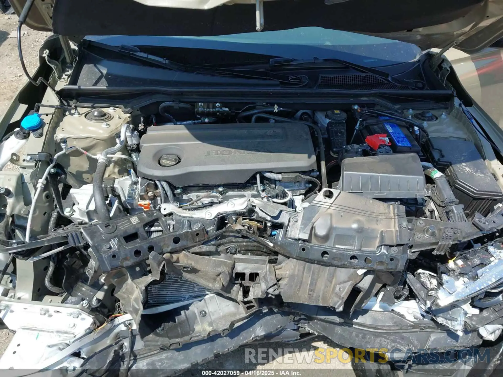 9 Photograph of a damaged car 19XFL2H81SE014202 HONDA CIVIC 2025