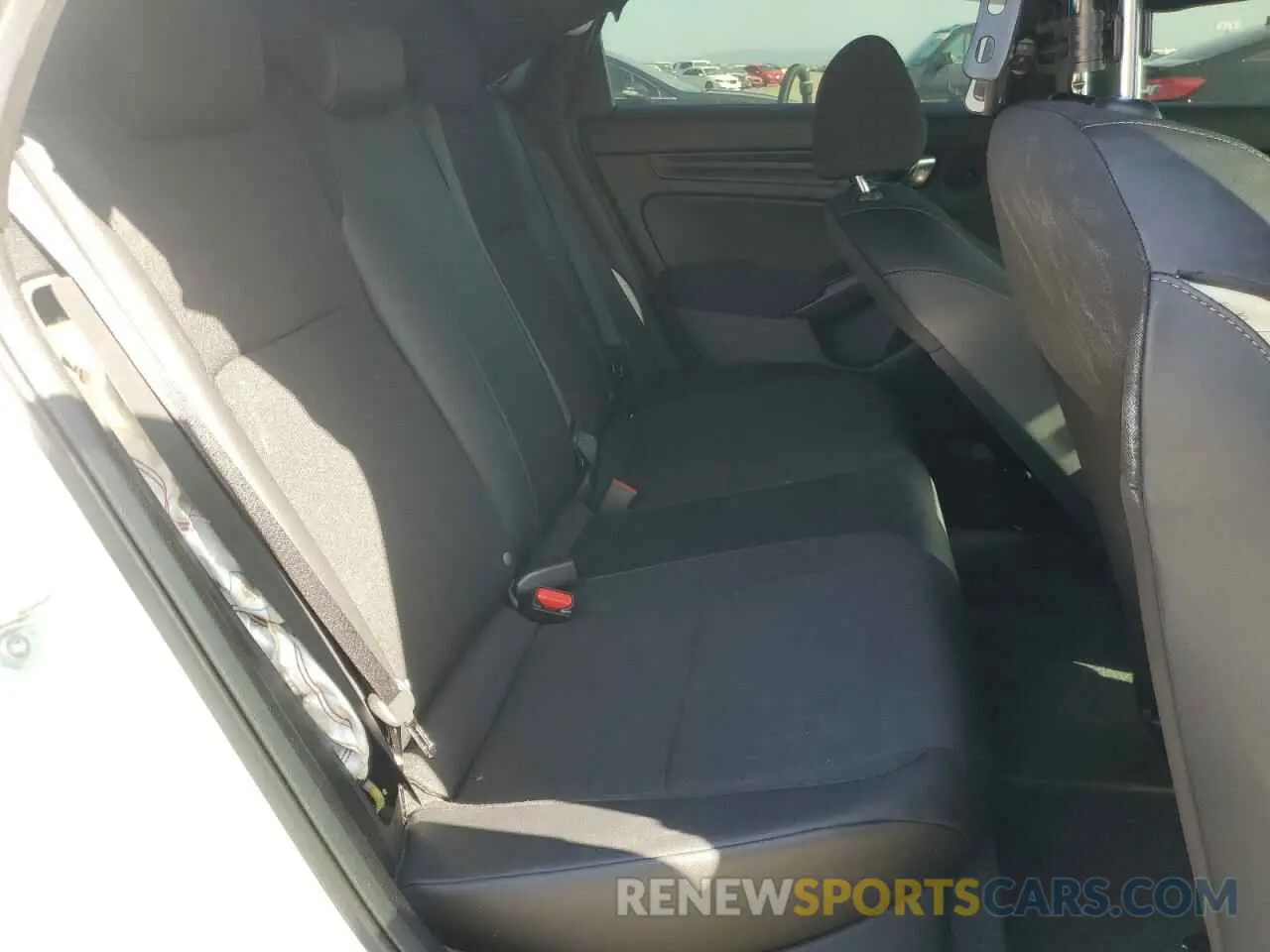 10 Photograph of a damaged car 19XFL2H83SE000155 HONDA CIVIC 2025