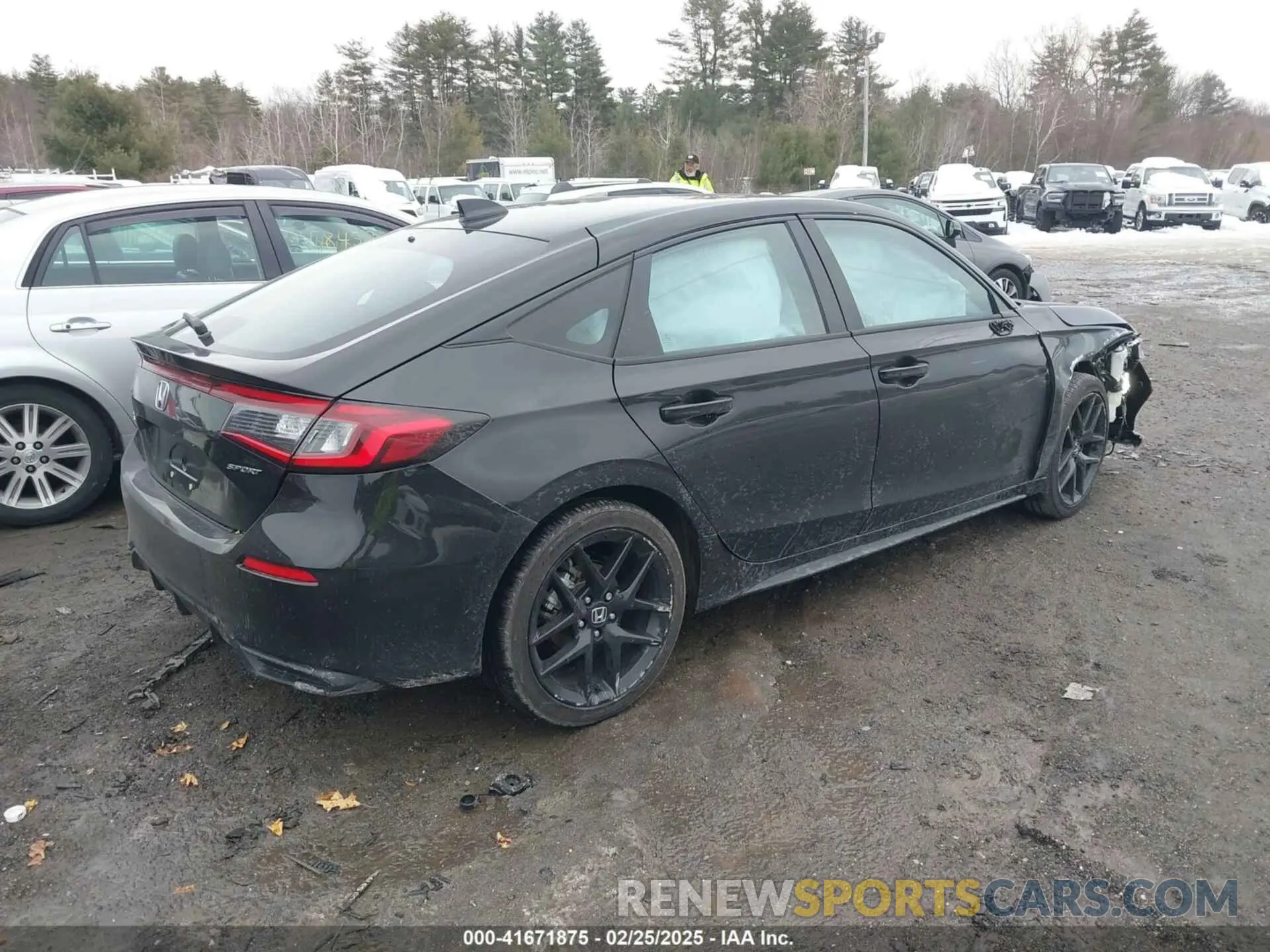 4 Photograph of a damaged car 19XFL2H83SE001712 HONDA CIVIC 2025