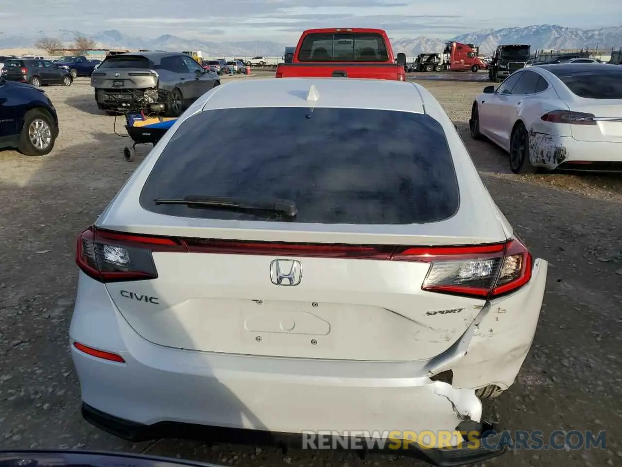 6 Photograph of a damaged car 19XFL2H83SE003654 HONDA CIVIC 2025