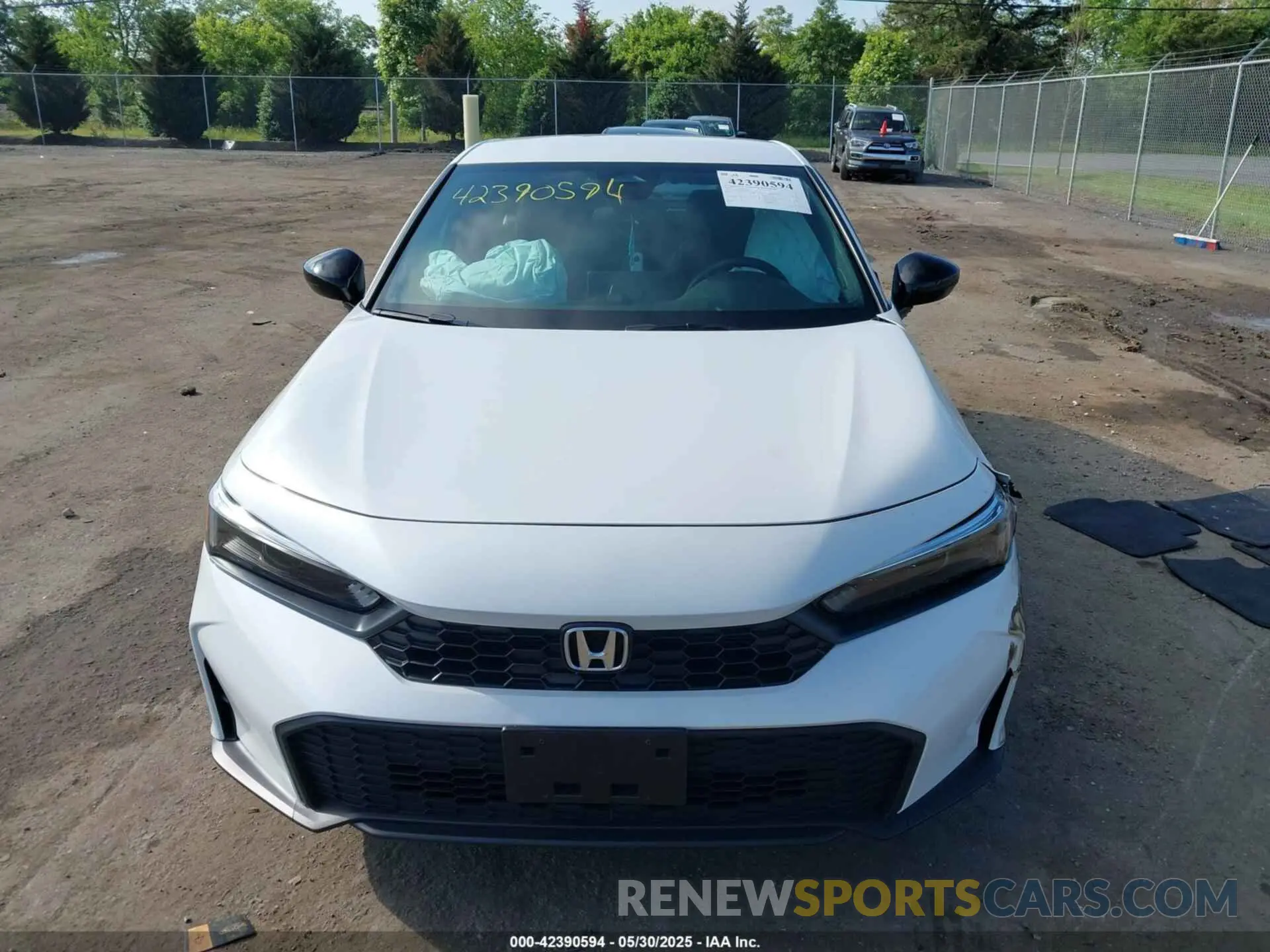 12 Photograph of a damaged car 19XFL2H83SE004092 HONDA CIVIC 2025
