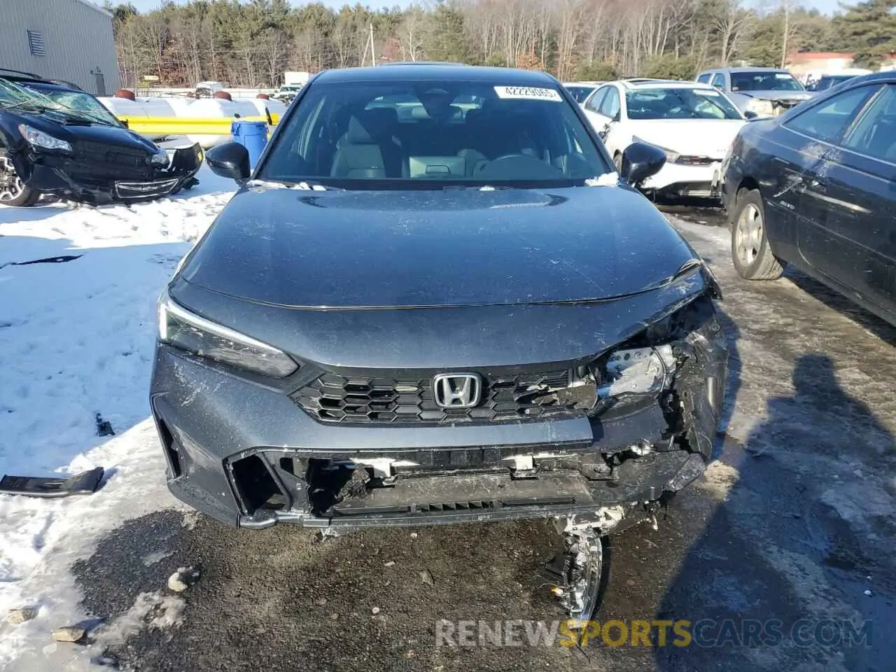 5 Photograph of a damaged car 19XFL2H83SE004447 HONDA CIVIC 2025