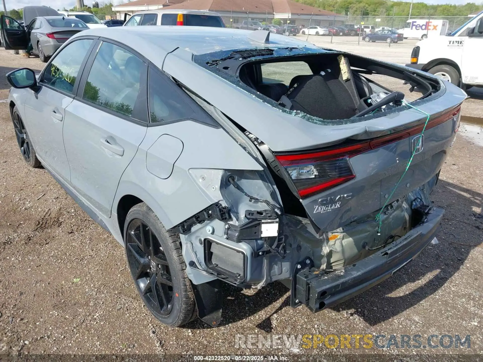 19 Photograph of a damaged car 19XFL2H83SE012631 HONDA CIVIC 2025