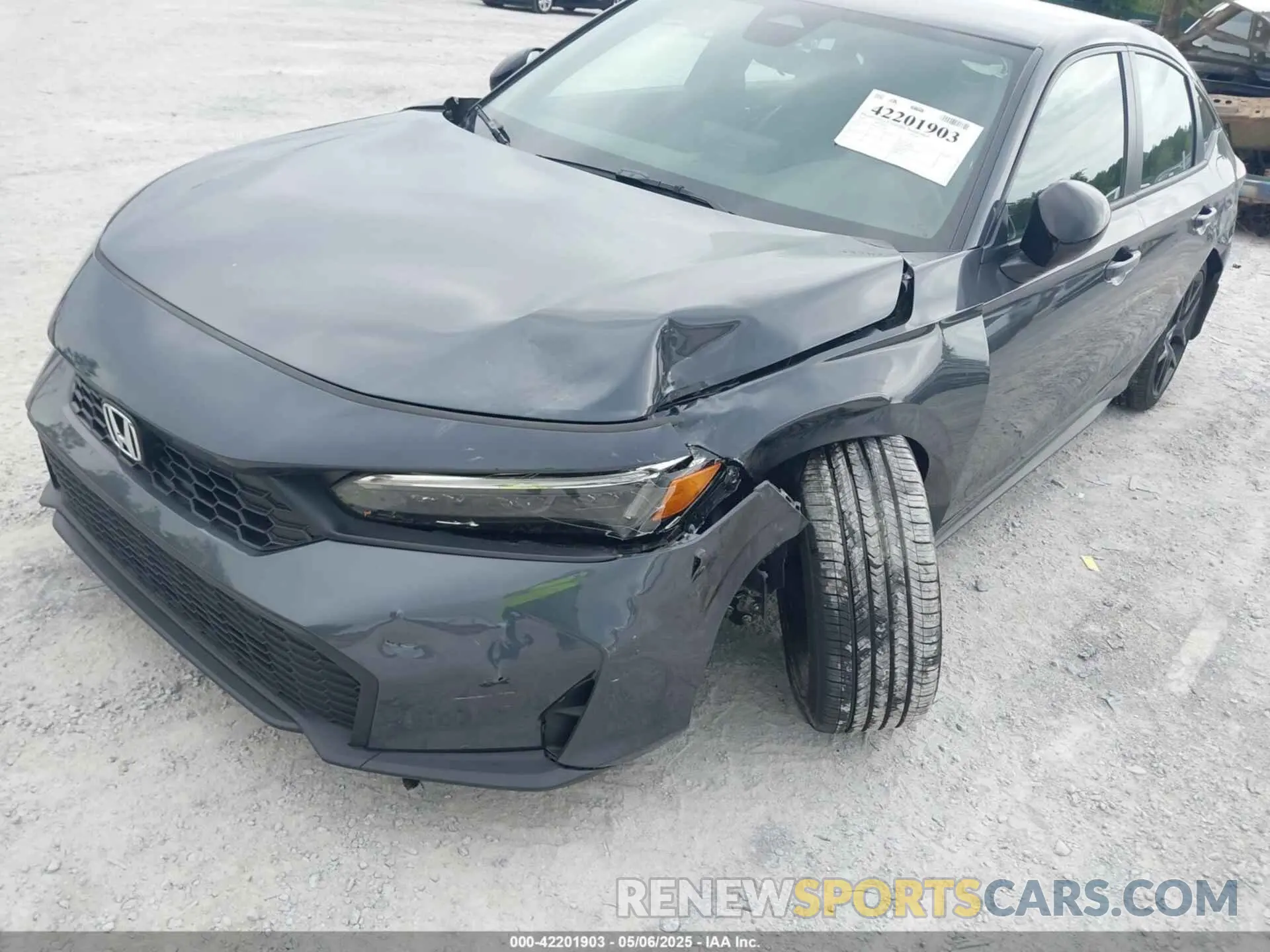 6 Photograph of a damaged car 19XFL2H83SE012838 HONDA CIVIC 2025