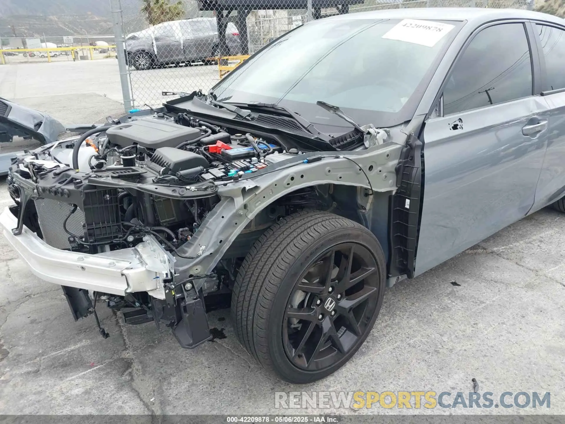 18 Photograph of a damaged car 19XFL2H83SE015318 HONDA CIVIC 2025