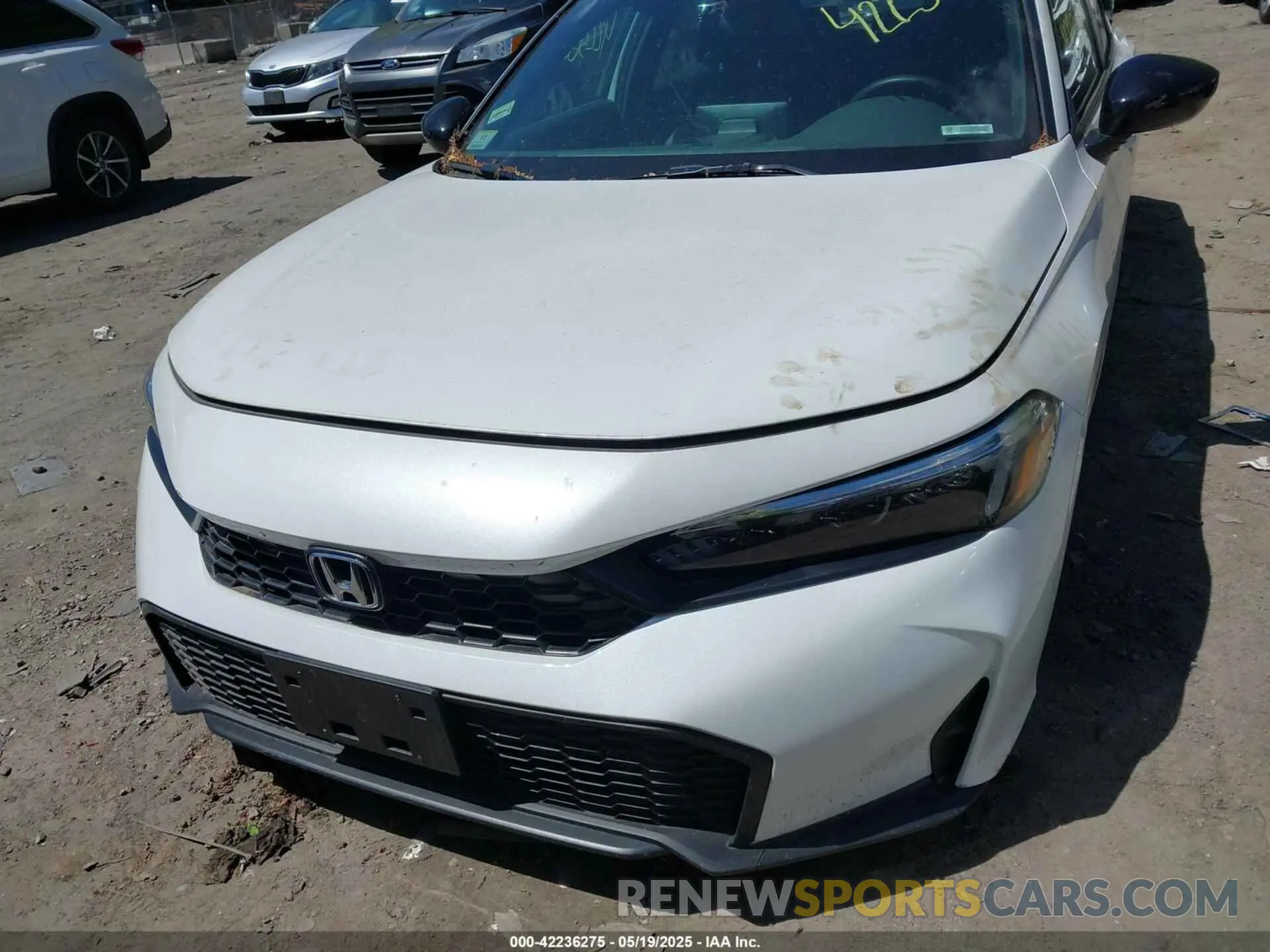 11 Photograph of a damaged car 19XFL2H84SE001458 HONDA CIVIC 2025